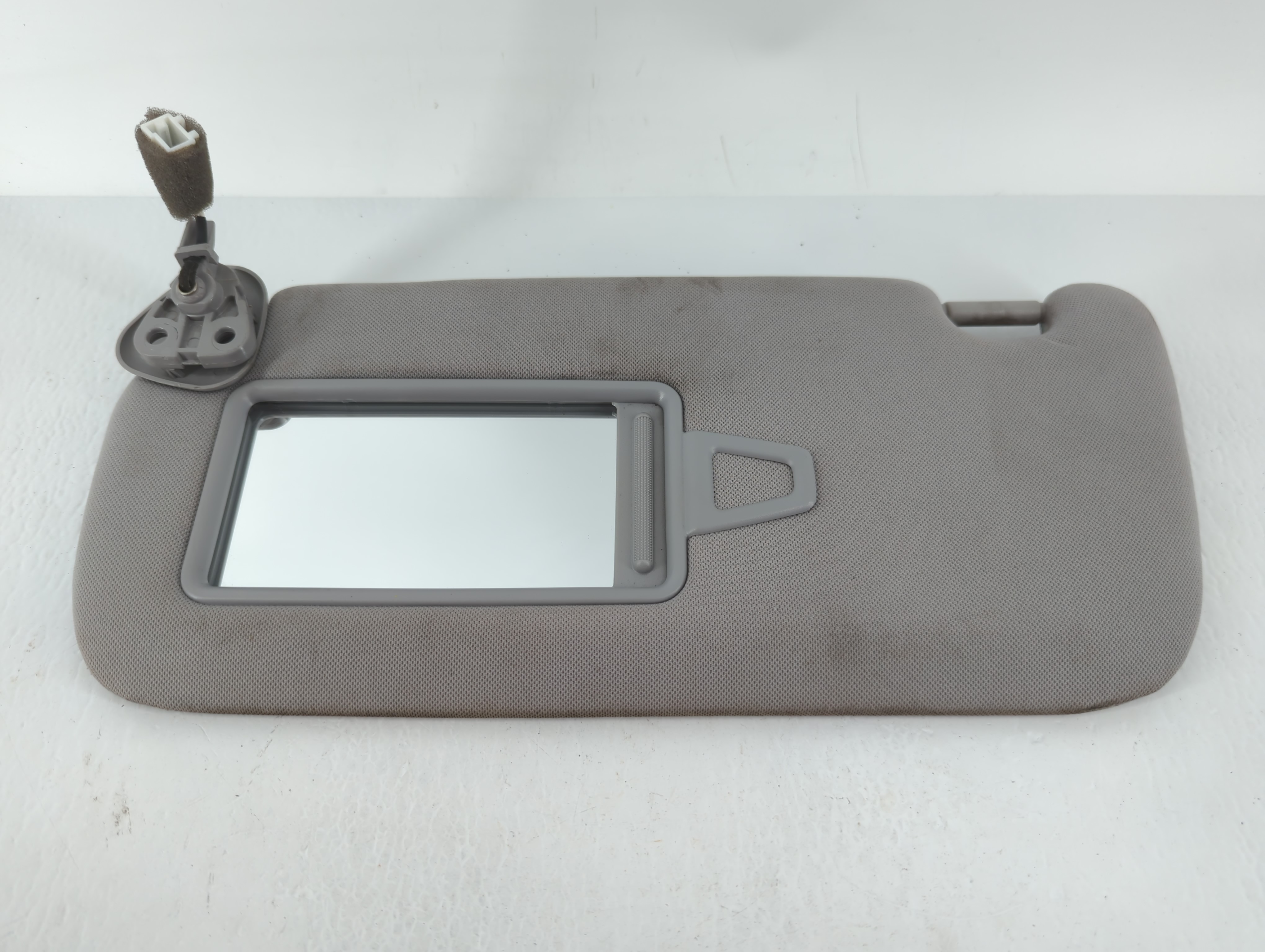 Picture of 2009-2016 Hyundai Genesis Driver Sun Visor Mirror Left Sunvisor Grey 631616