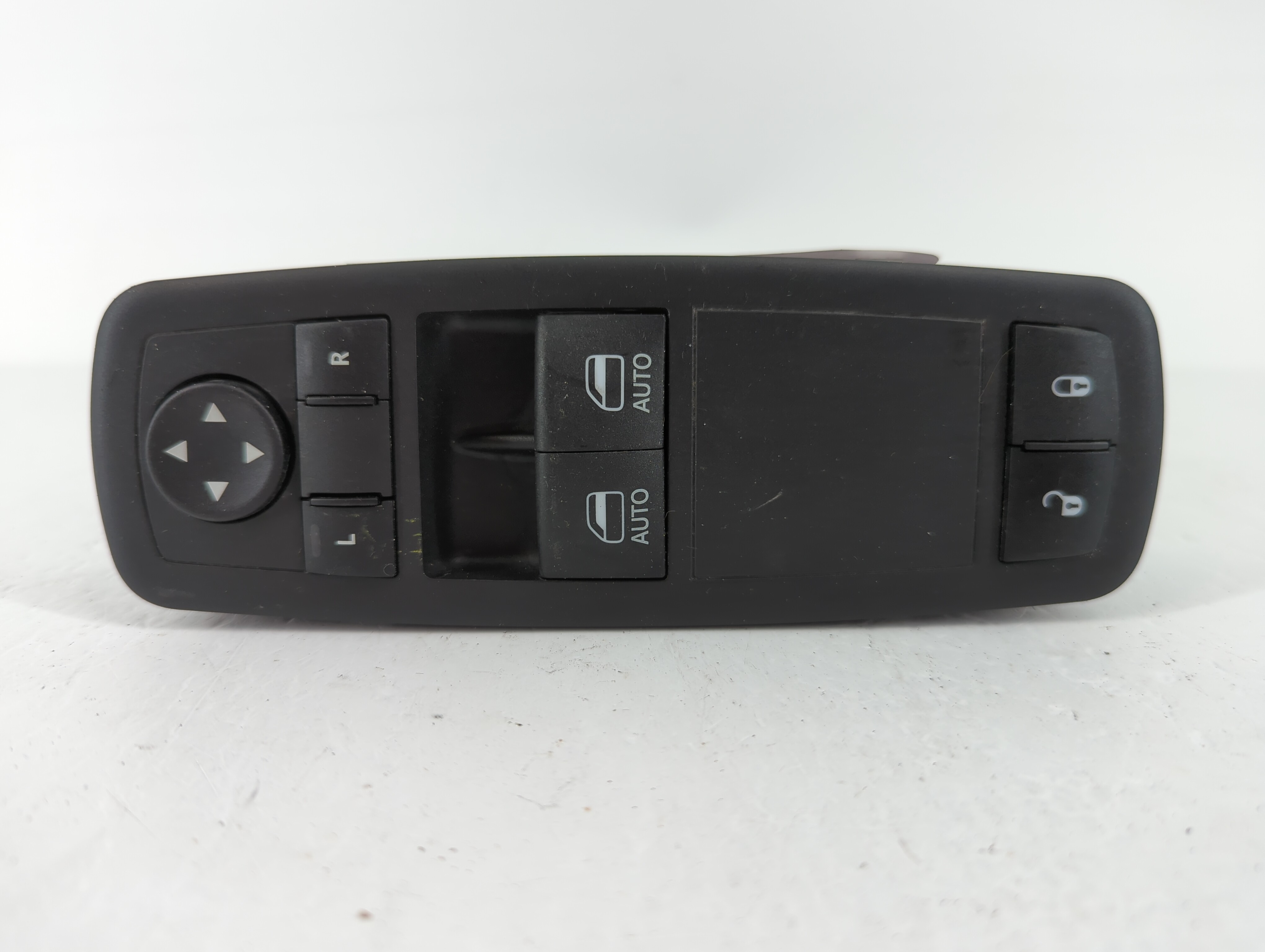 Picture of Dodge Ram 1500 Driver Left Door Master Power Window Switch 68590232aa 632130