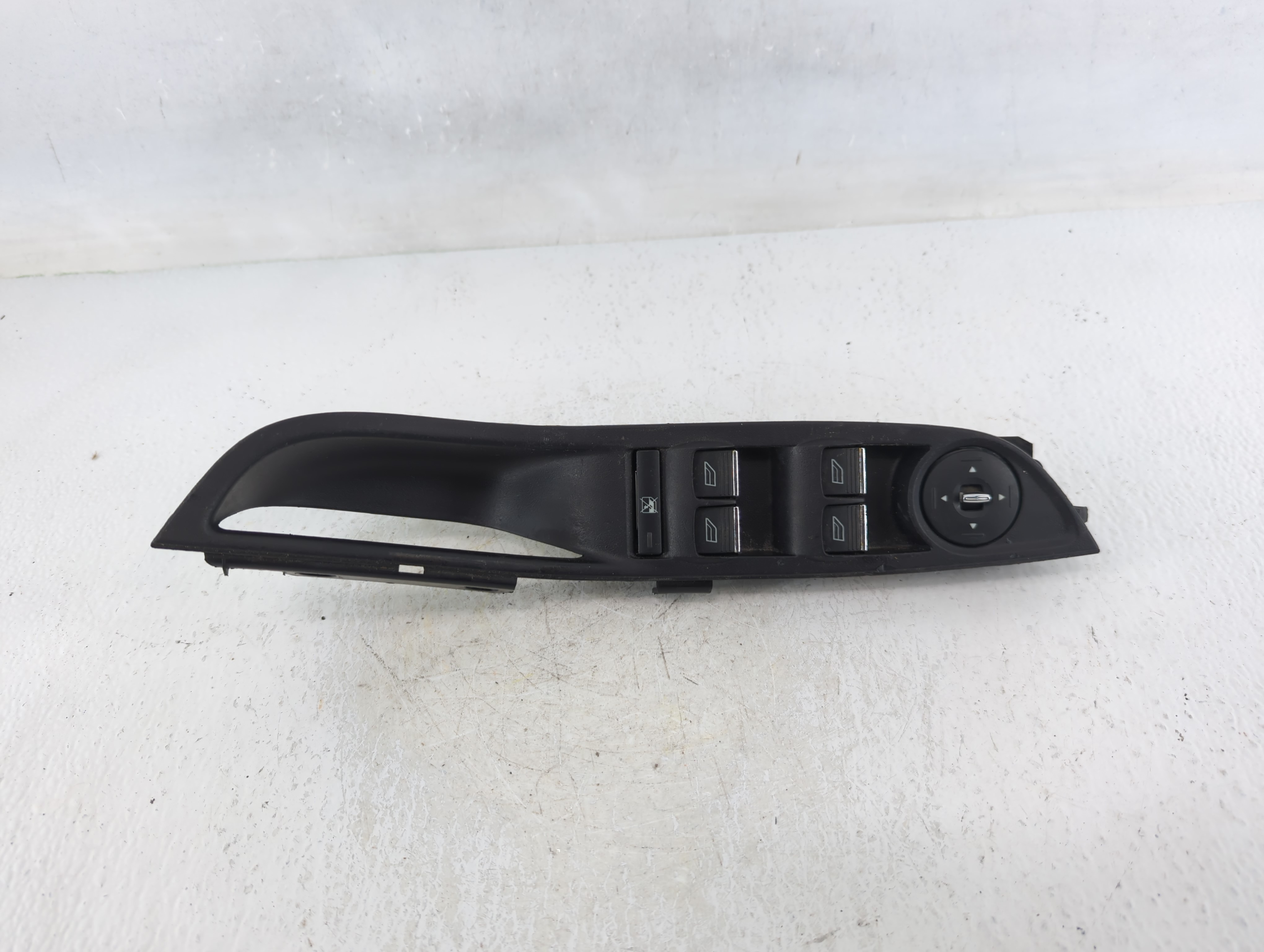 Picture of 2012-2018 Ford Focus Driver Left Door Master Power Window Switch 632551