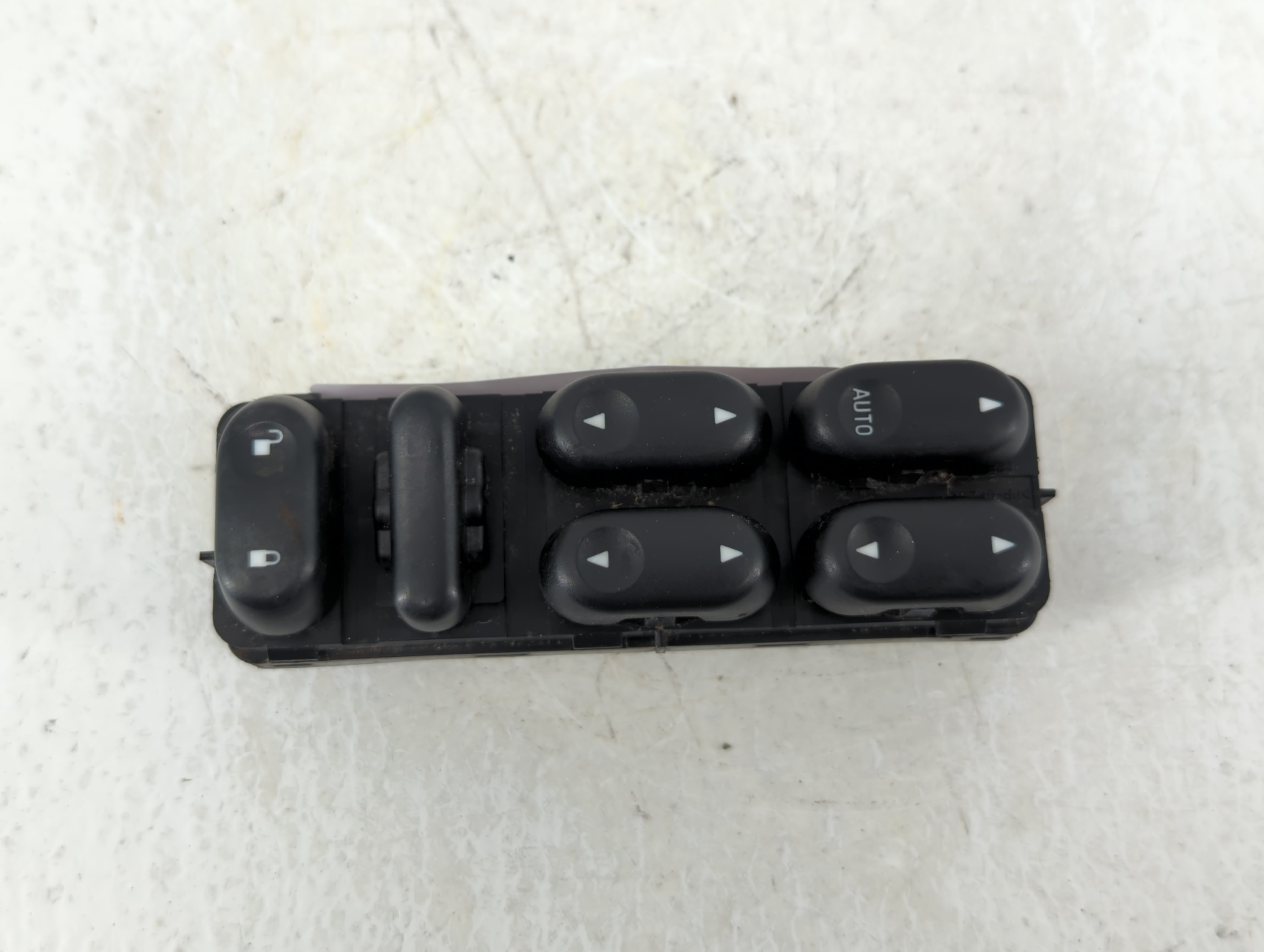 2001-2007 Ford Escape Driver Left Door Master Power Window Switch 632576 - Oemusedautoparts1.com