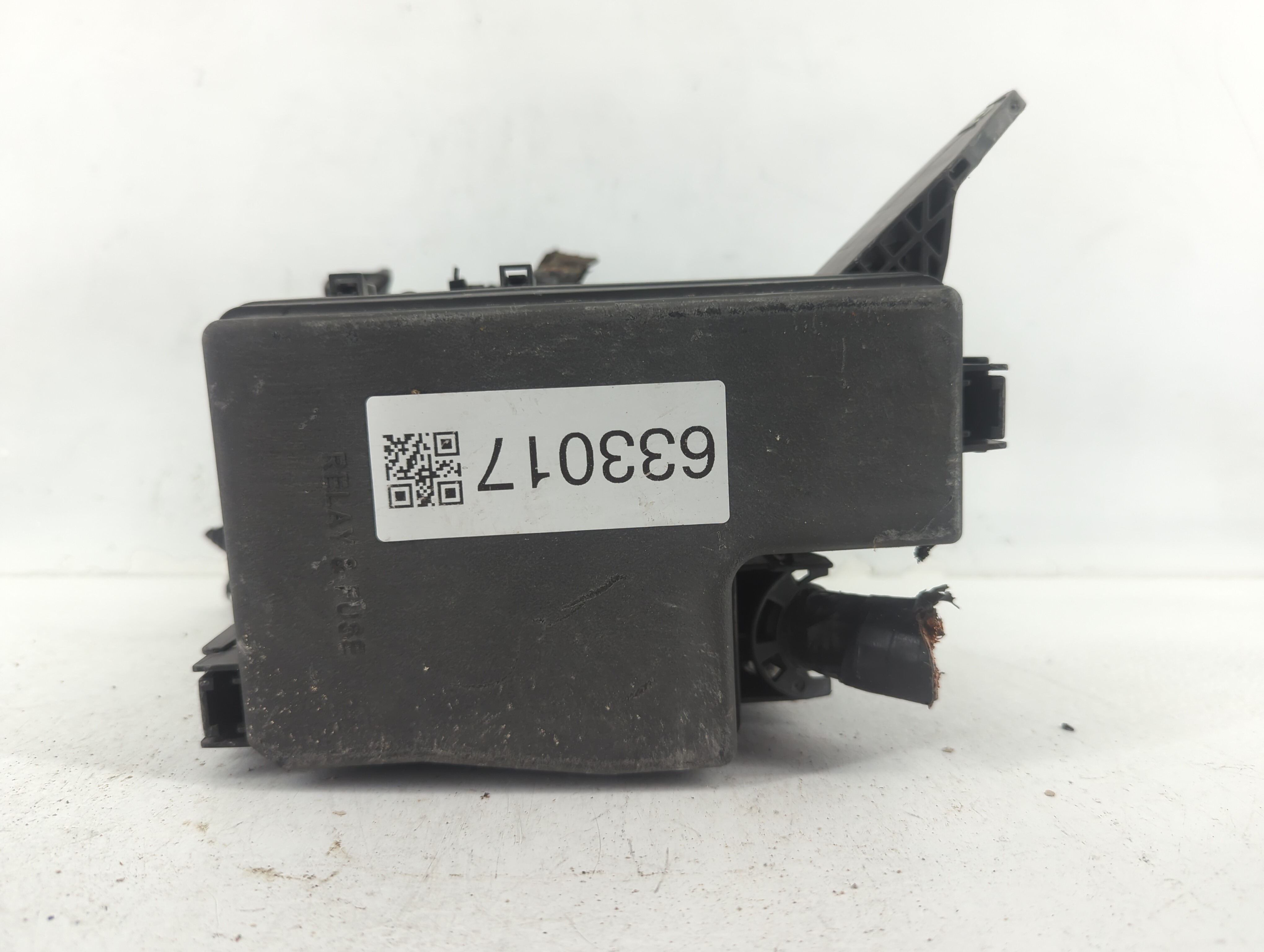 Picture of 2018-2021 Lexus Nx300 Fusebox Fuse Box Relay Module 82662-78120 633017