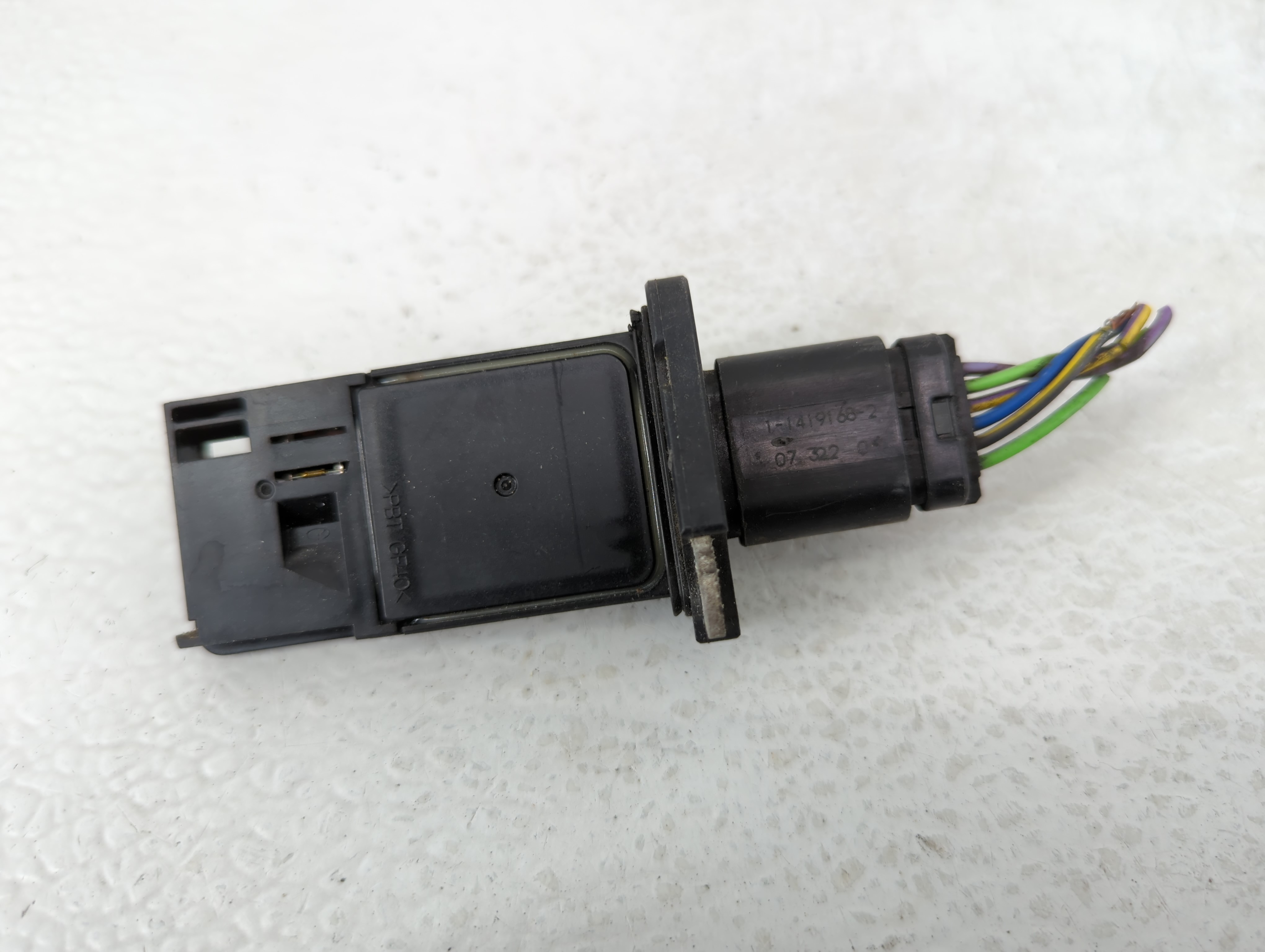 Picture of 2004-2012 Ford Explorer Mass Air Flow Meter Maf 633415