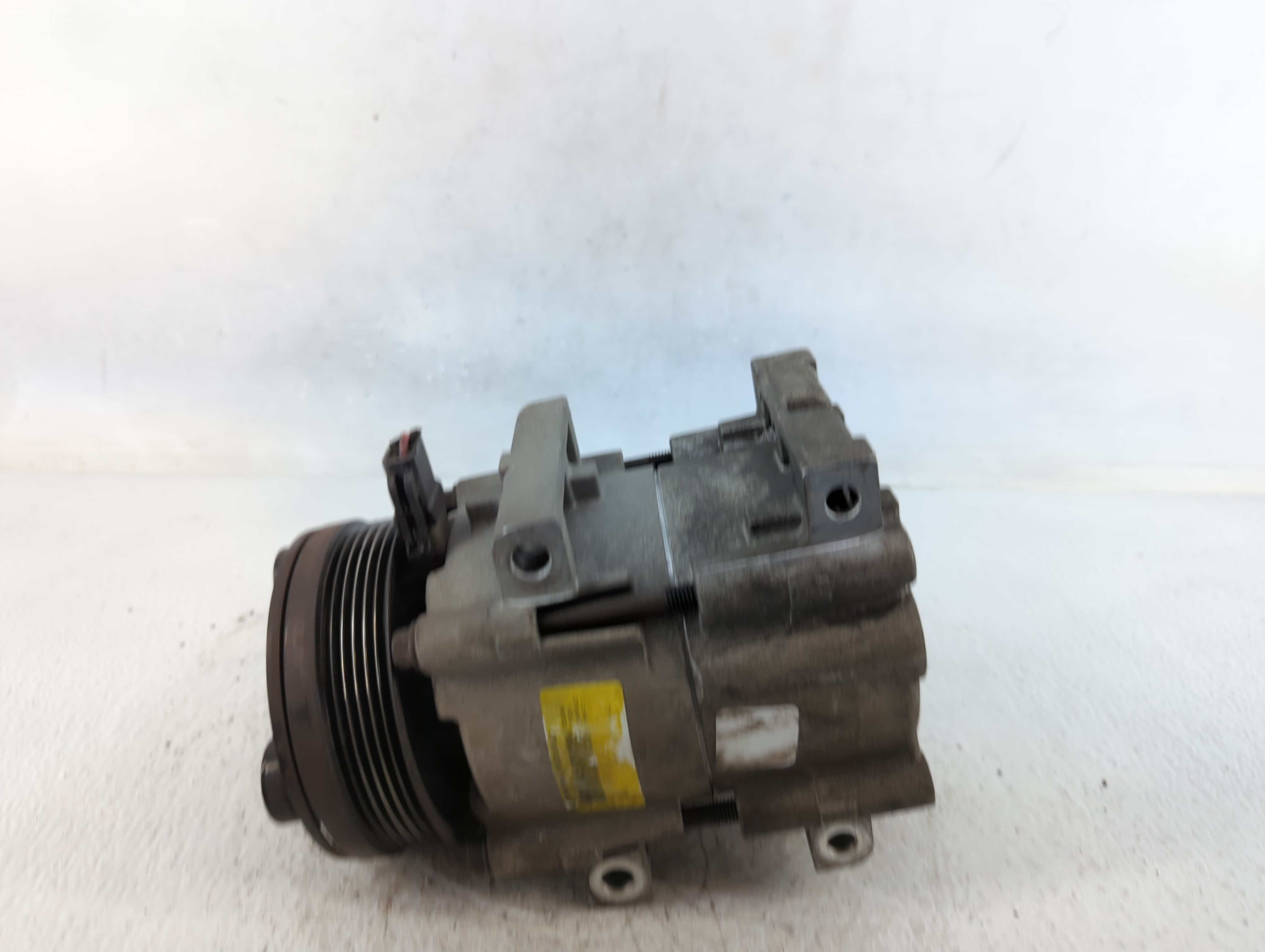 2007-2010 Ford Mustang Air Conditioning A/c Ac Compressor Oem 633464 - Oemusedautoparts1.com