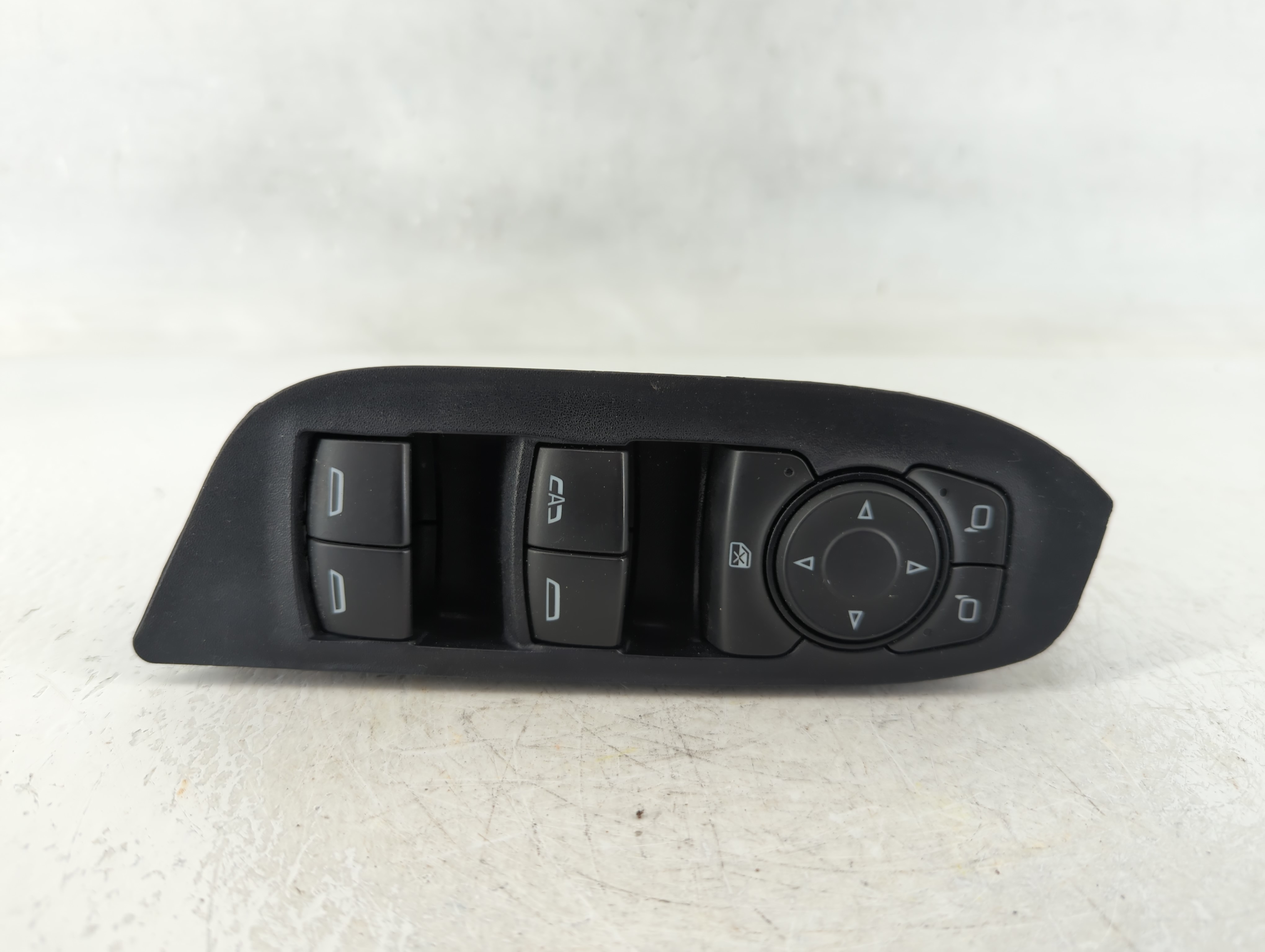 Picture of 2018-2022 Chevrolet Equinox Driver Left Door Master Power Window Switch 633560