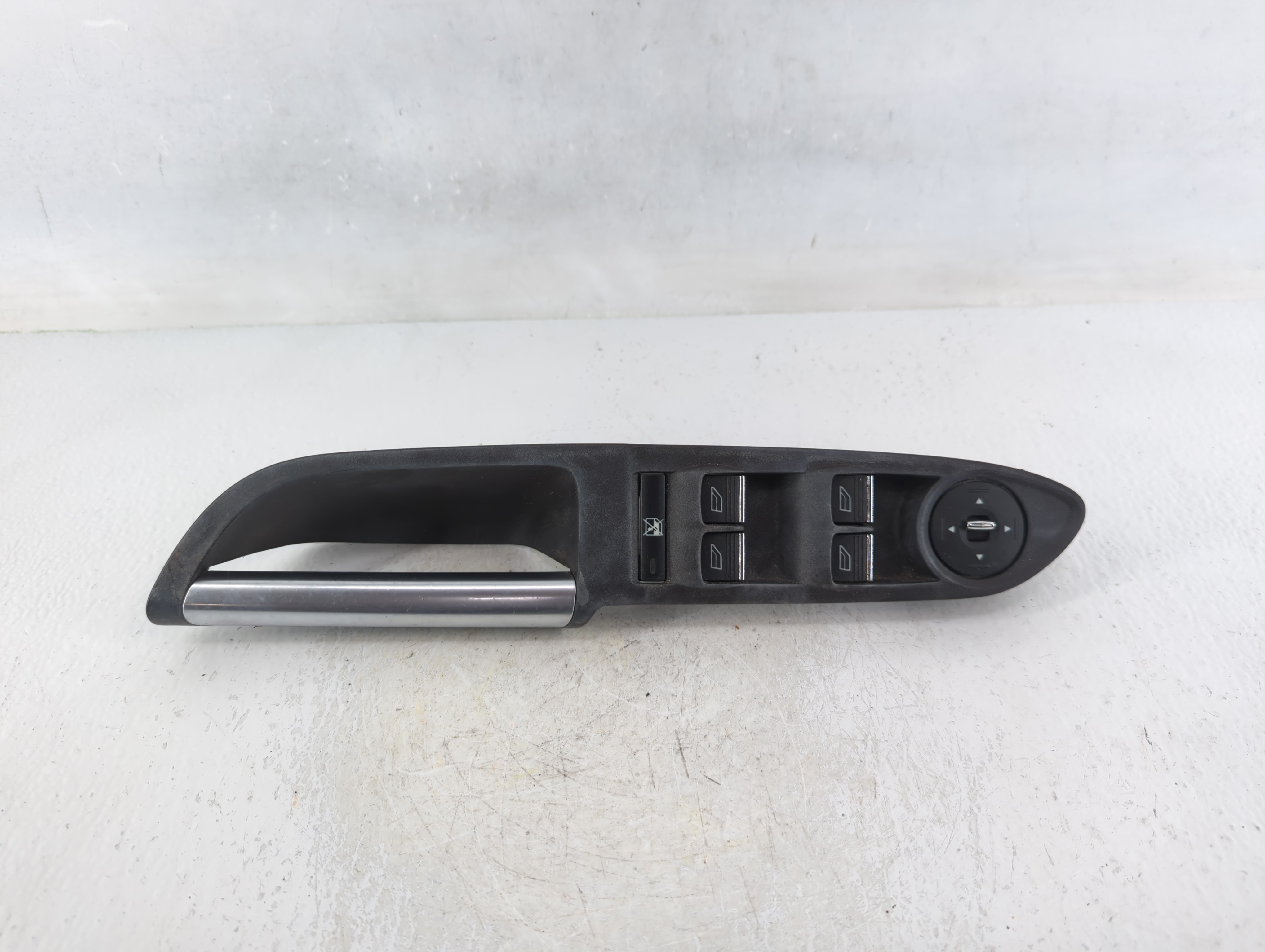 Picture of 2013-2019 Ford Escape Driver Left Door Master Power Window Switch 633869