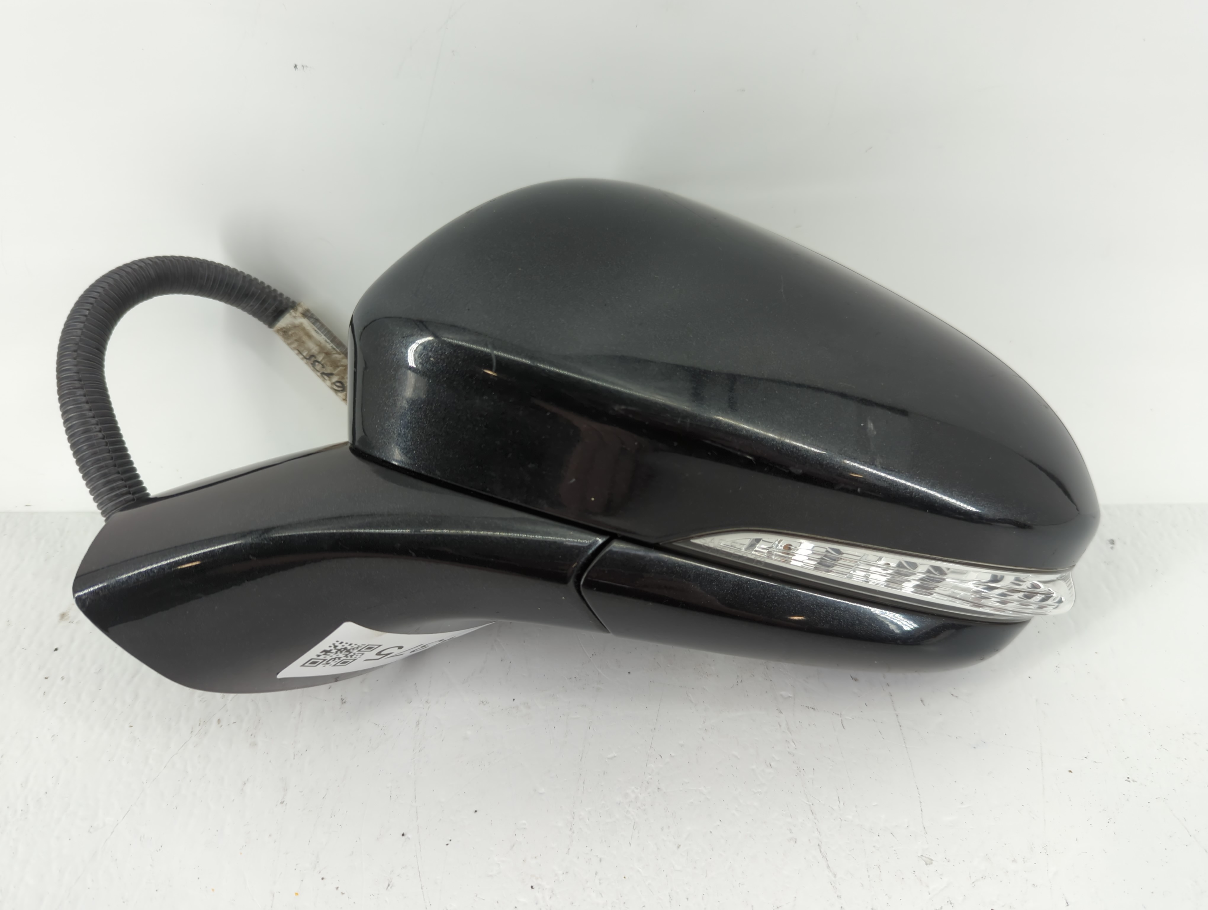 Picture of 2013-2014 Ford Fusion Driver Left Side View Manual Door Mirror Black 634375