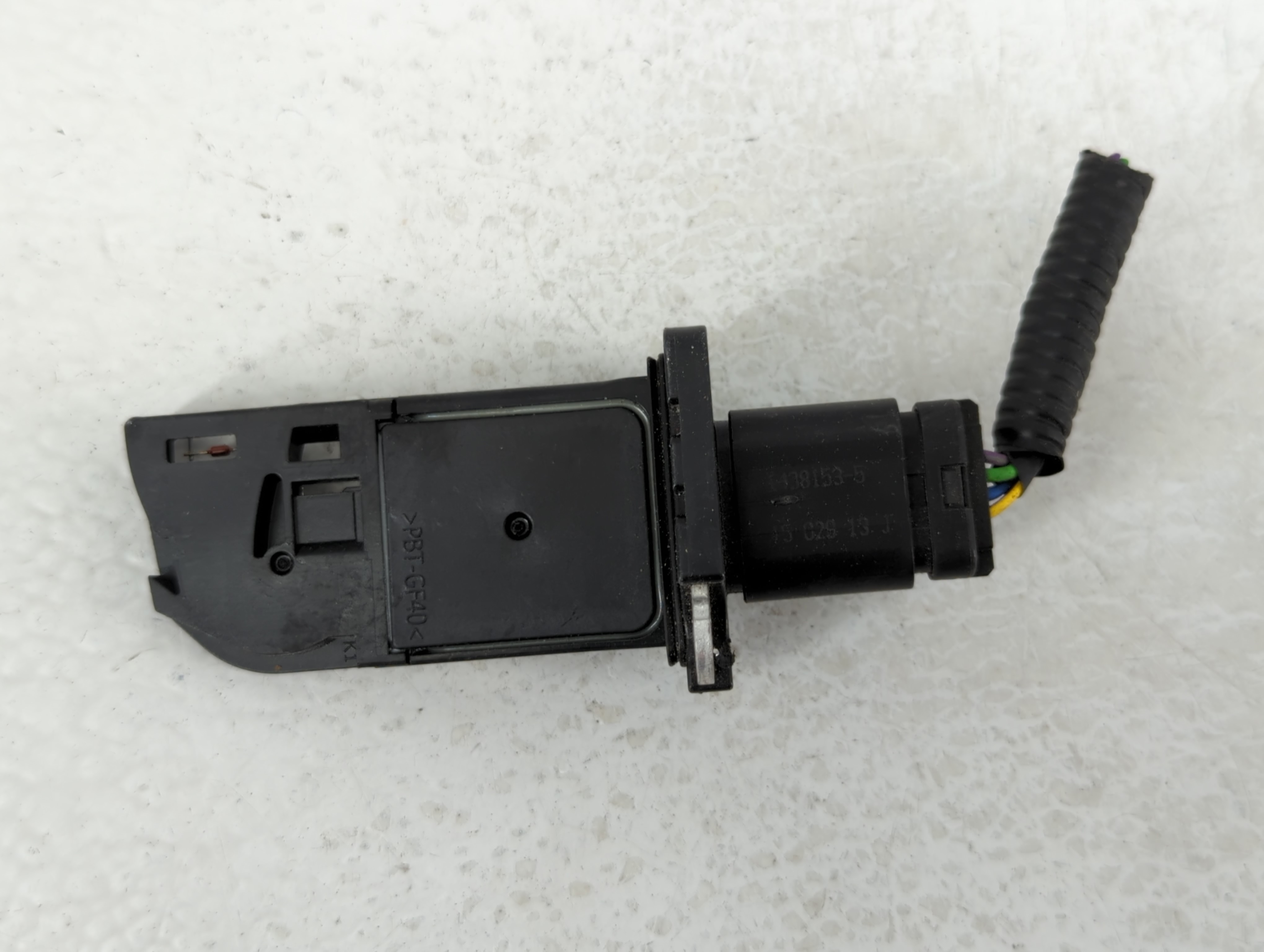 Picture of 2013-2016 Lincoln Mks Mass Air Flow Meter Maf 634424