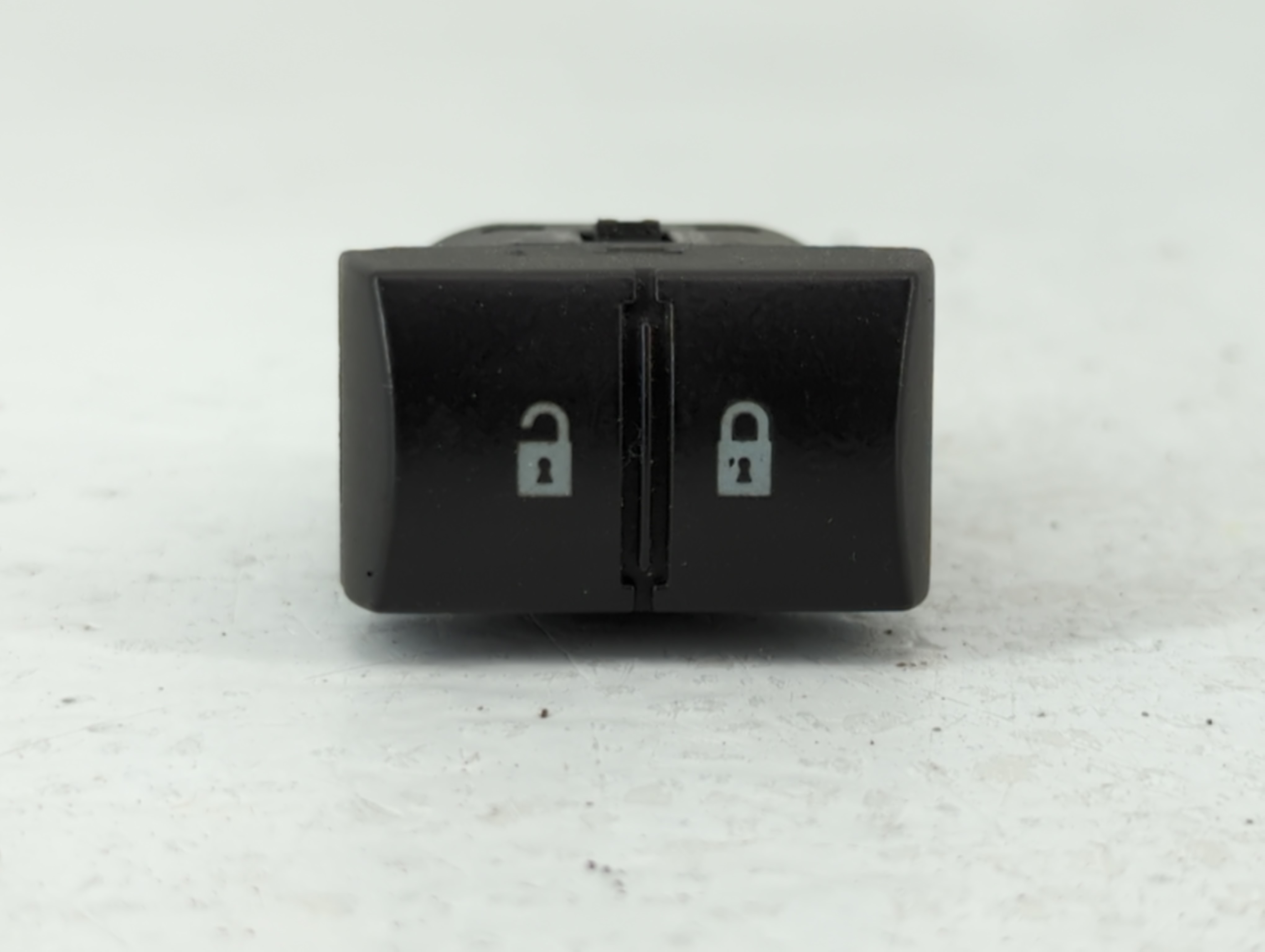 2005-2010 Chevrolet Cobalt Driver Left Door Master Power Window Switch 636431 - Oemusedautoparts1.com