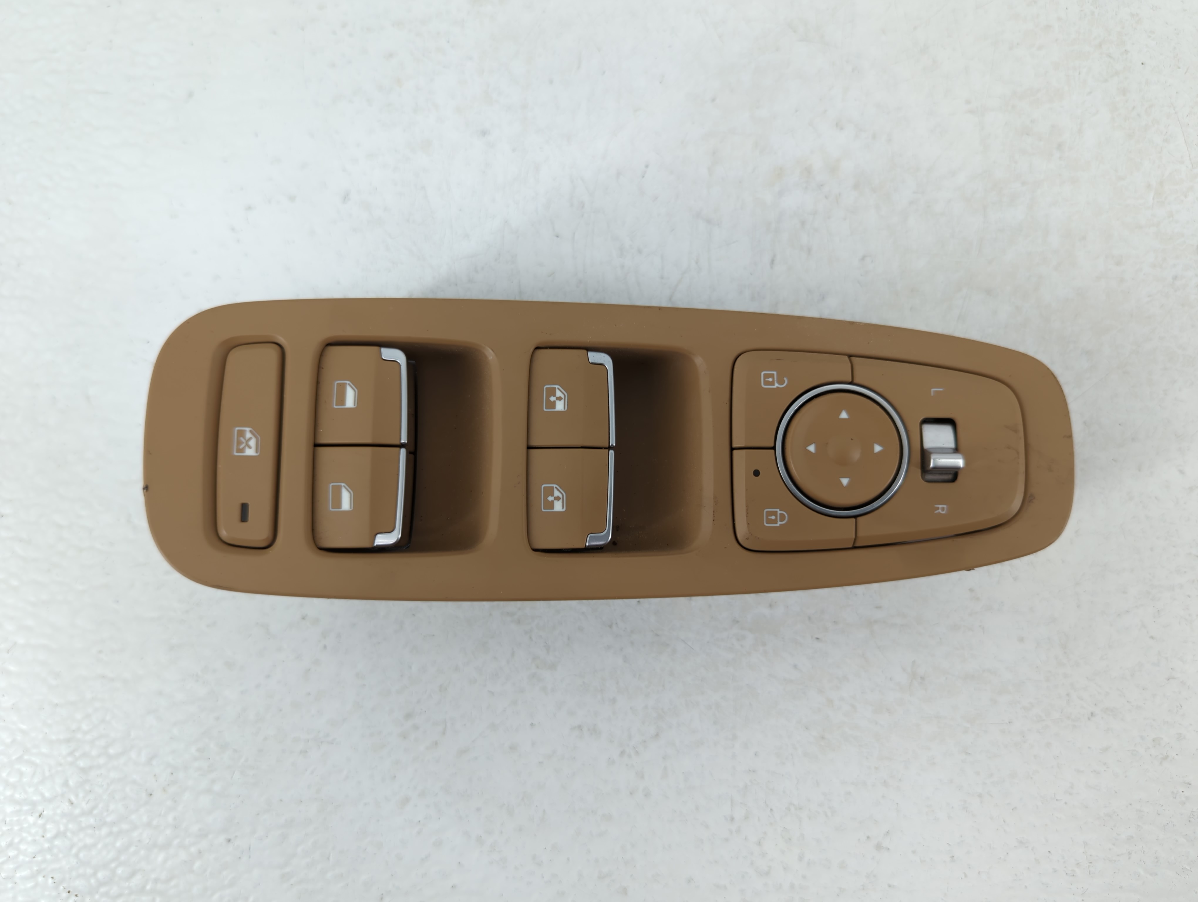 Picture of 2020-2023 Hyundai Sonata Driver Left Door Master Power Window Switch 636543