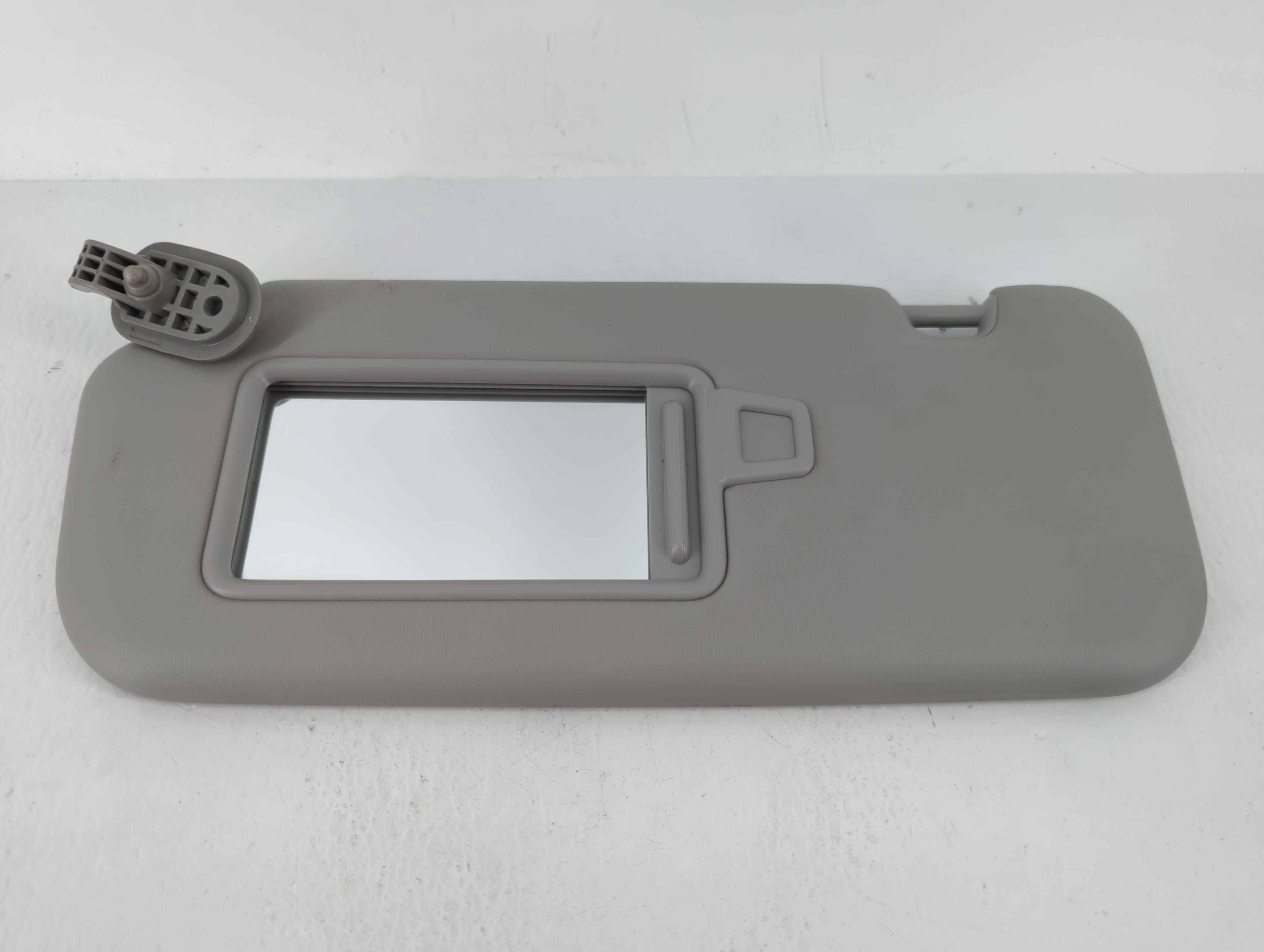 Picture of 2018-2020 Kia Rio Driver Sun Visor Mirror Left Sunvisor Grey 636894