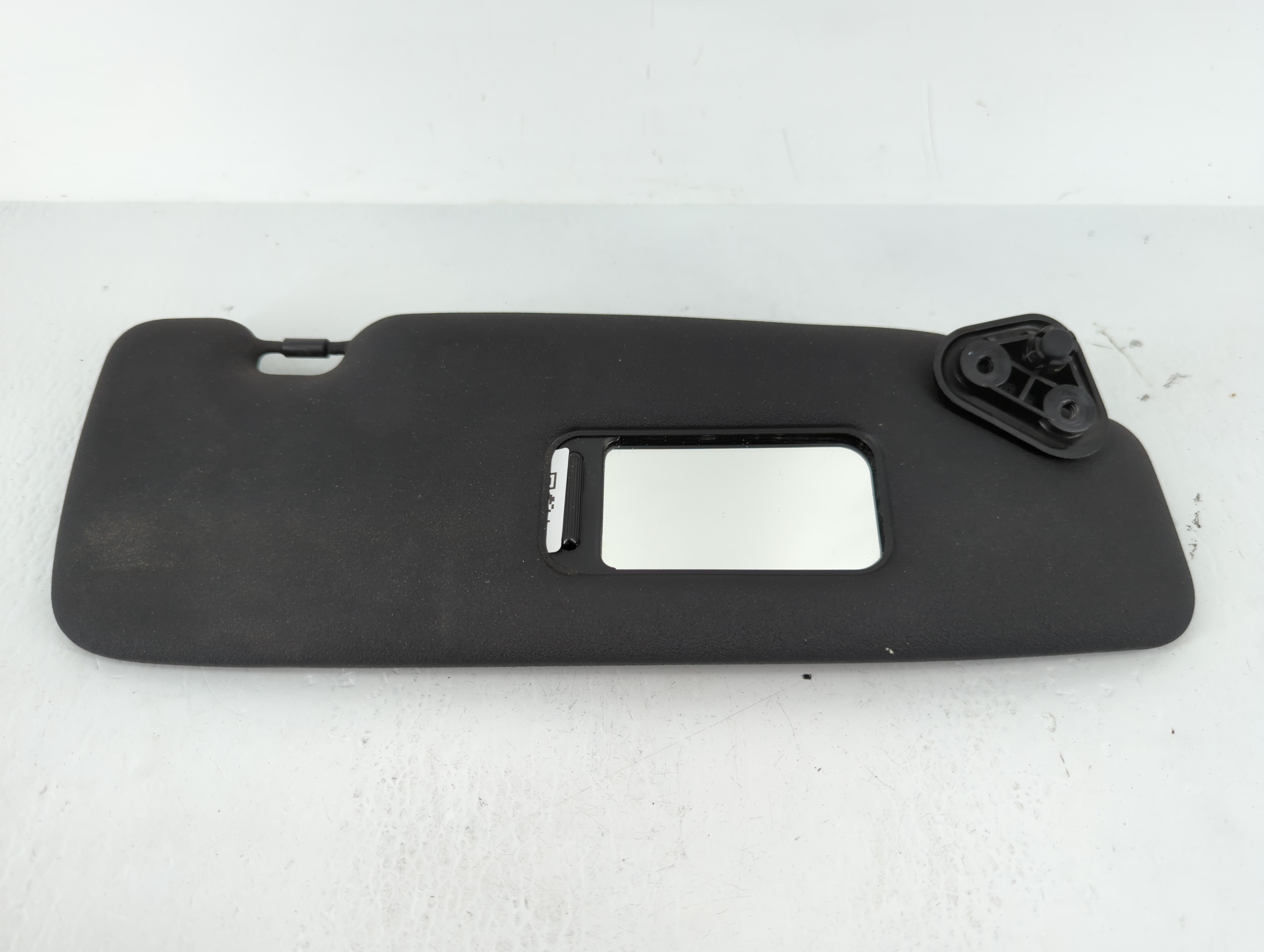 2013 Mini Cooper Passenger Sun Visor Mirror Right Sunvisor Black 637058 - Oemusedautoparts1.com