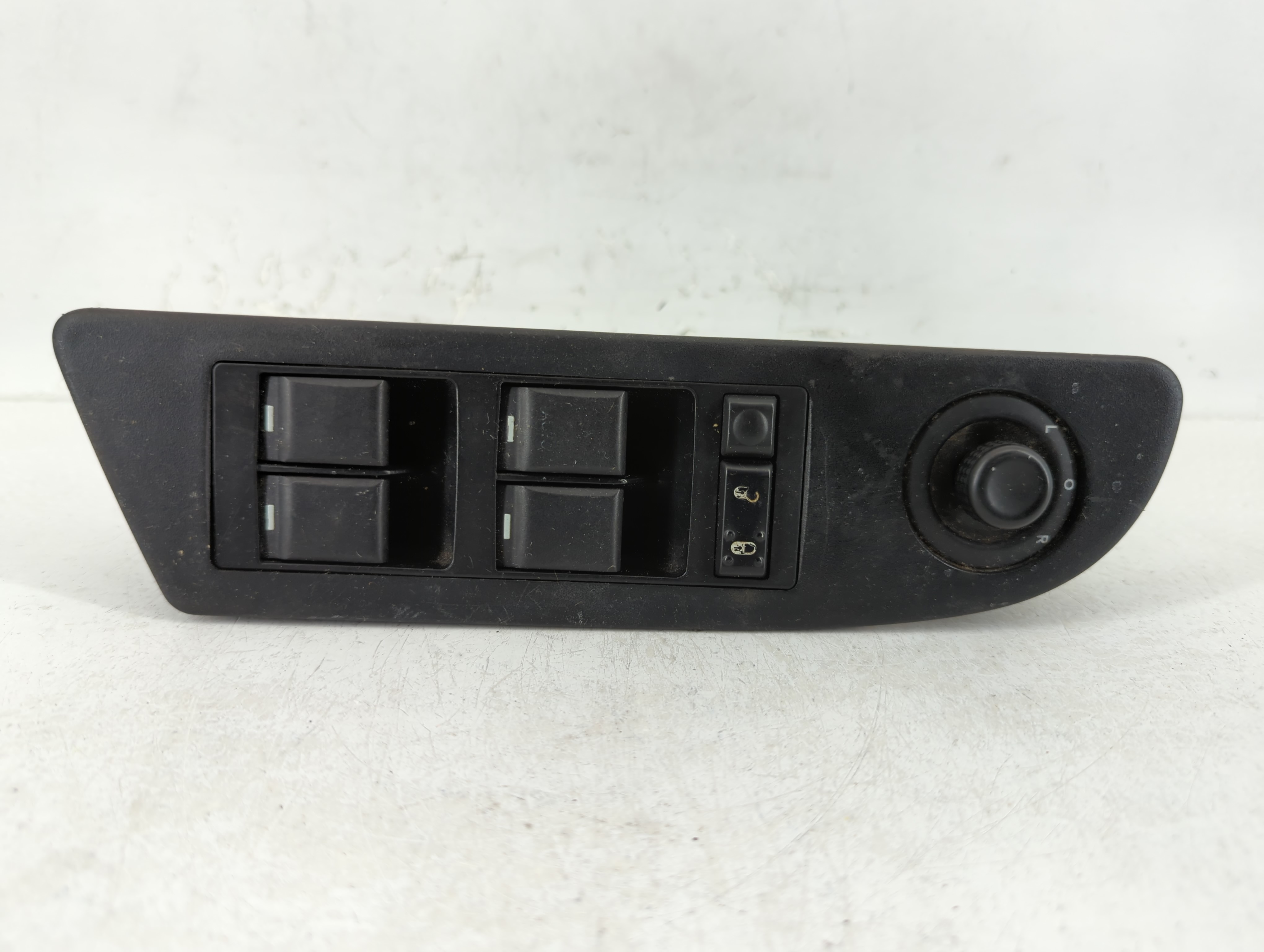 Picture of Mitsubishi Raider Driver Left Door Master Power Window Switch 637817