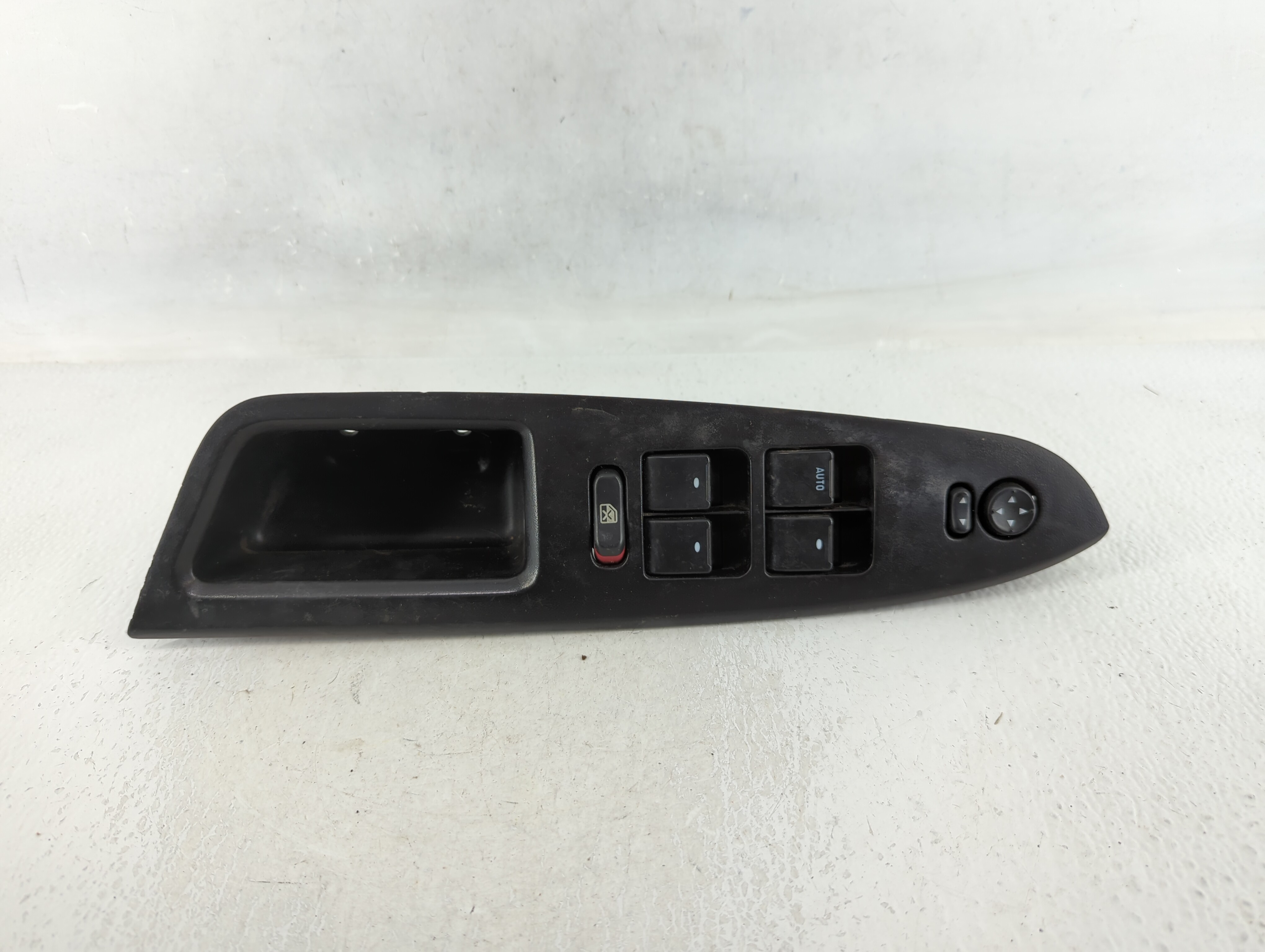 2006 Chevrolet Impala Driver Left Door Master Power Window Switch 638053 - Oemusedautoparts1.com