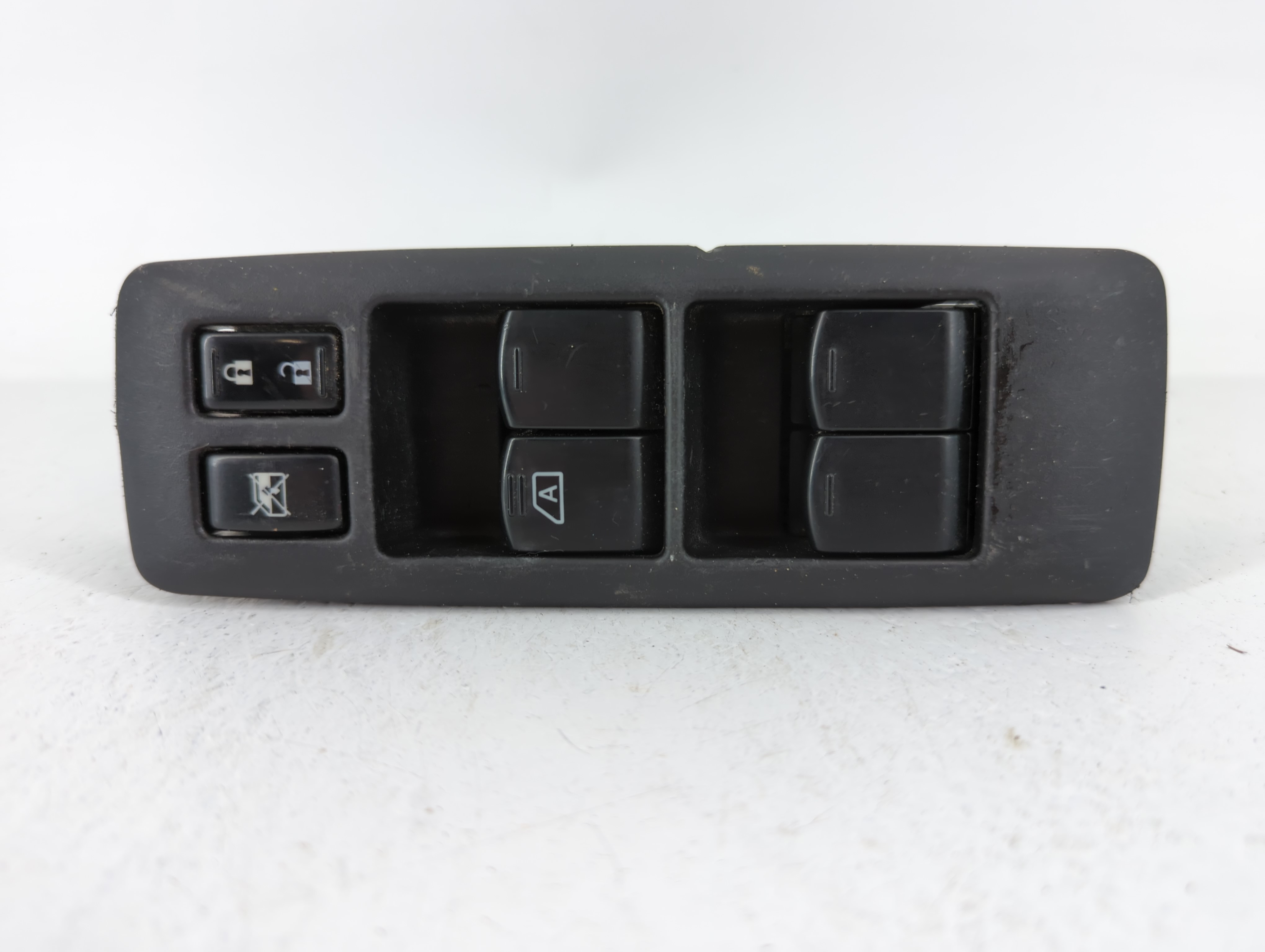 2011-2015 Nissan Rogue Driver Left Door Master Power Window Switch 638362 - Oemusedautoparts1.com