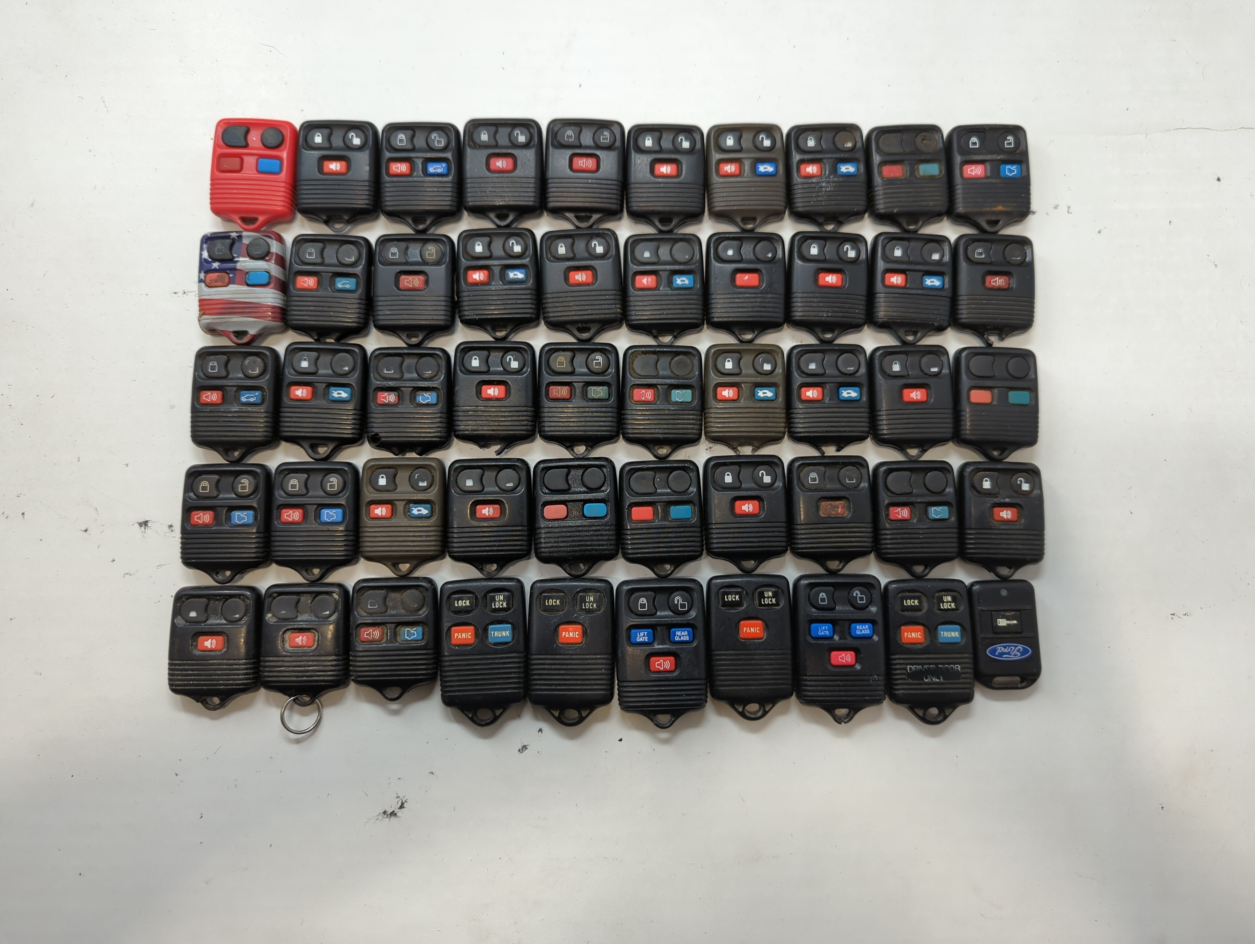Lot of 50 Ford Keyless Entry Remote Fob MIXED FCC IDS MIXED PART NUMBERS 638460 - Oemusedautoparts1.com