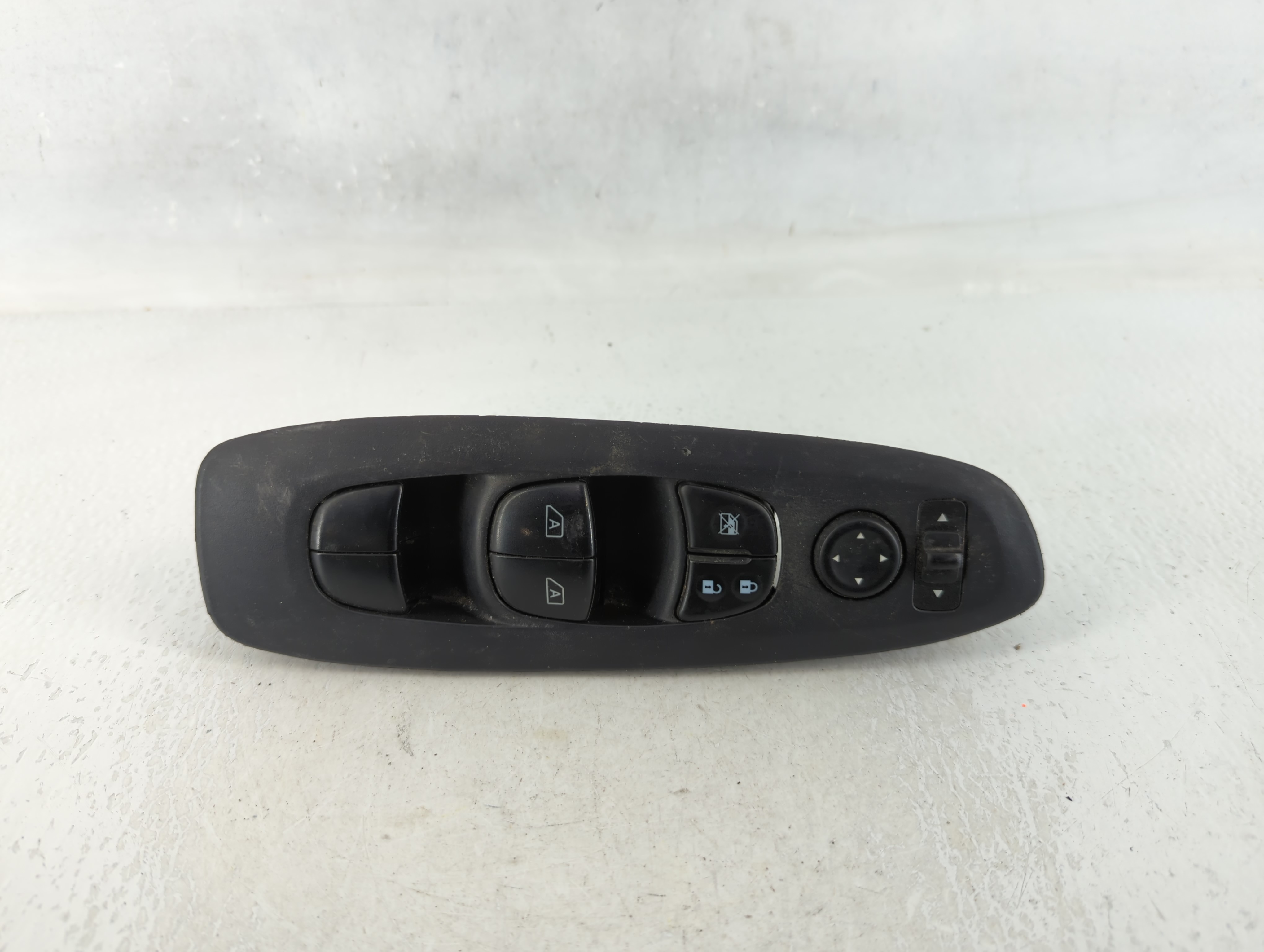 Picture of 2013-2020 Nissan Pathfinder Driver Left Door Master Power Window Switch 638468