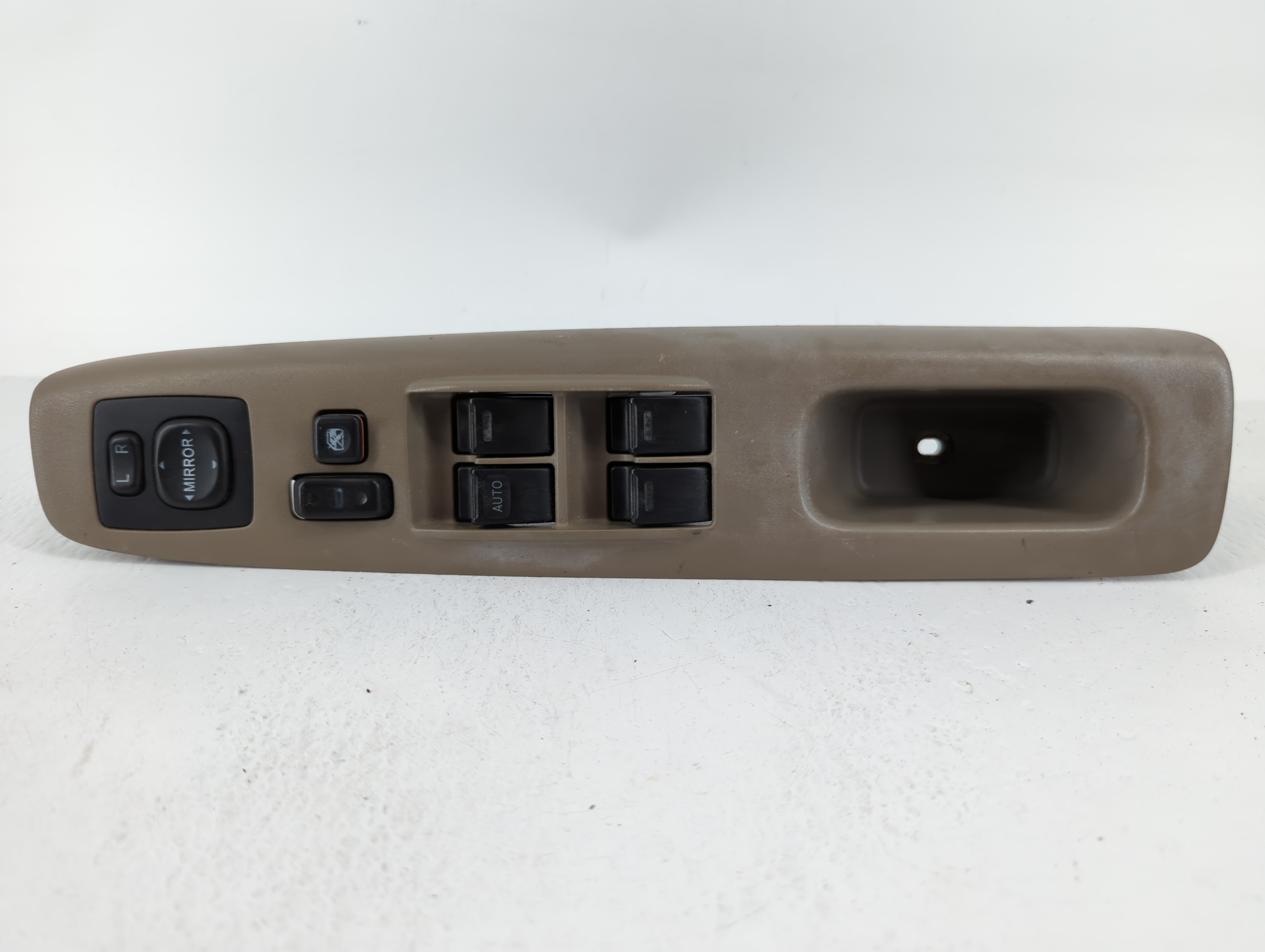 Picture of 2002-2006 Toyota Camry Driver Left Door Master Power Window Switch 638536