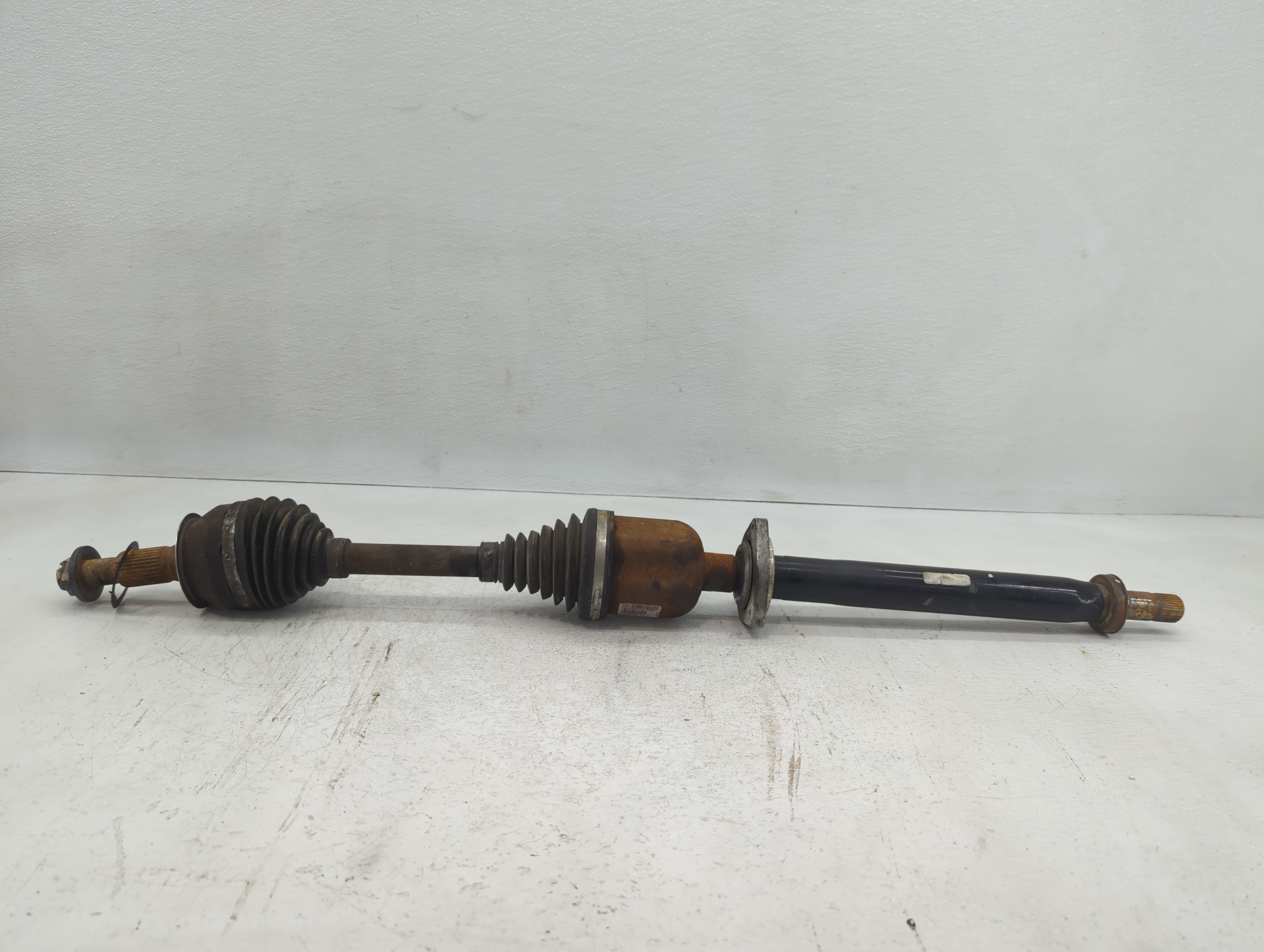 2015 Chevrolet Malibu Axle Shaft Front Passenger Cv C/v 638983 - Oemusedautoparts1.com