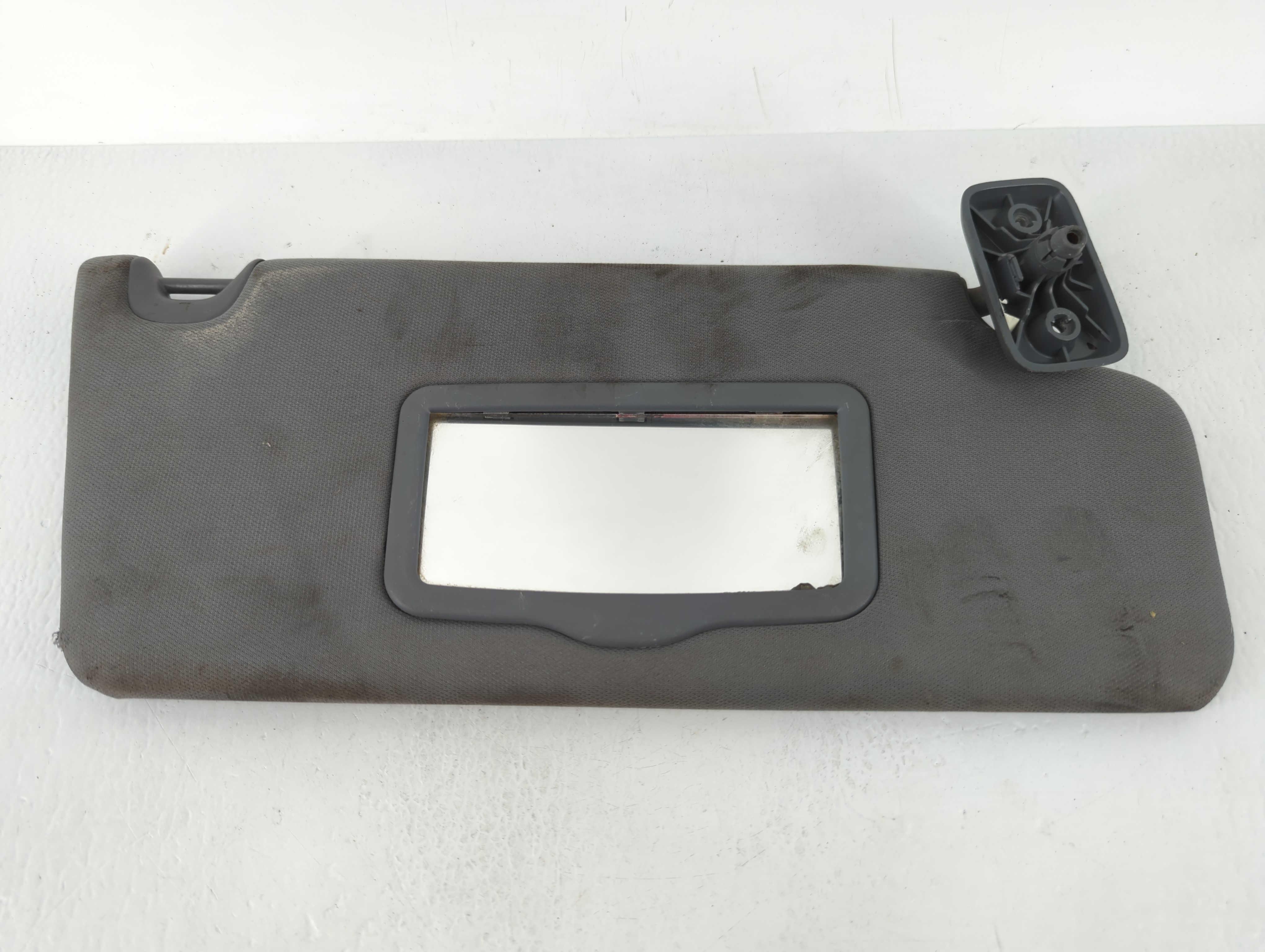 2011-2014 Ford F-150 Passenger Sun Visor Mirror Right Sunvisor Dark Grey 639001 - Oemusedautoparts1.com