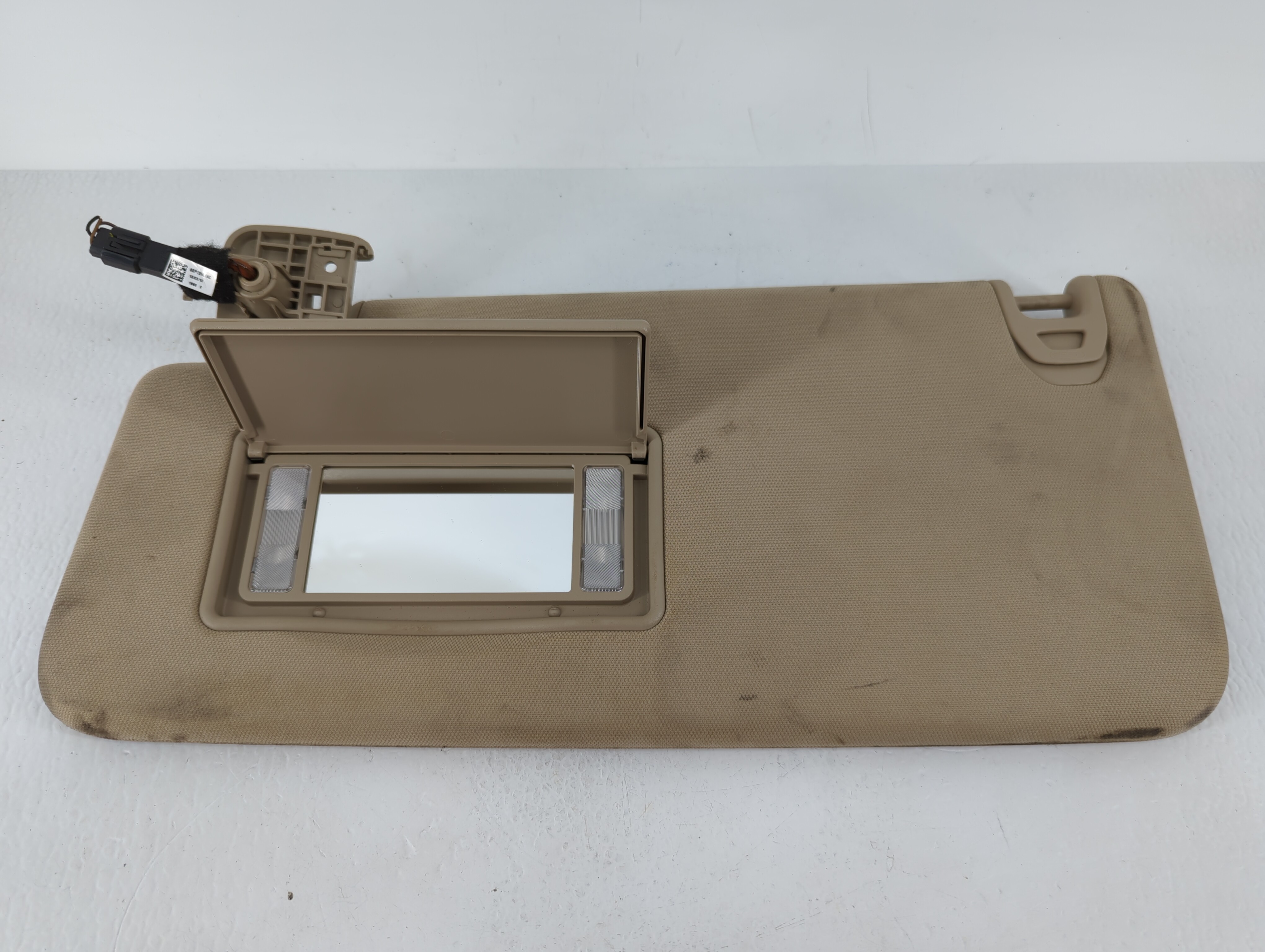 Picture of Dodge Ram 1500 Driver Sun Visor Mirror Left Sunvisor Beige 639074