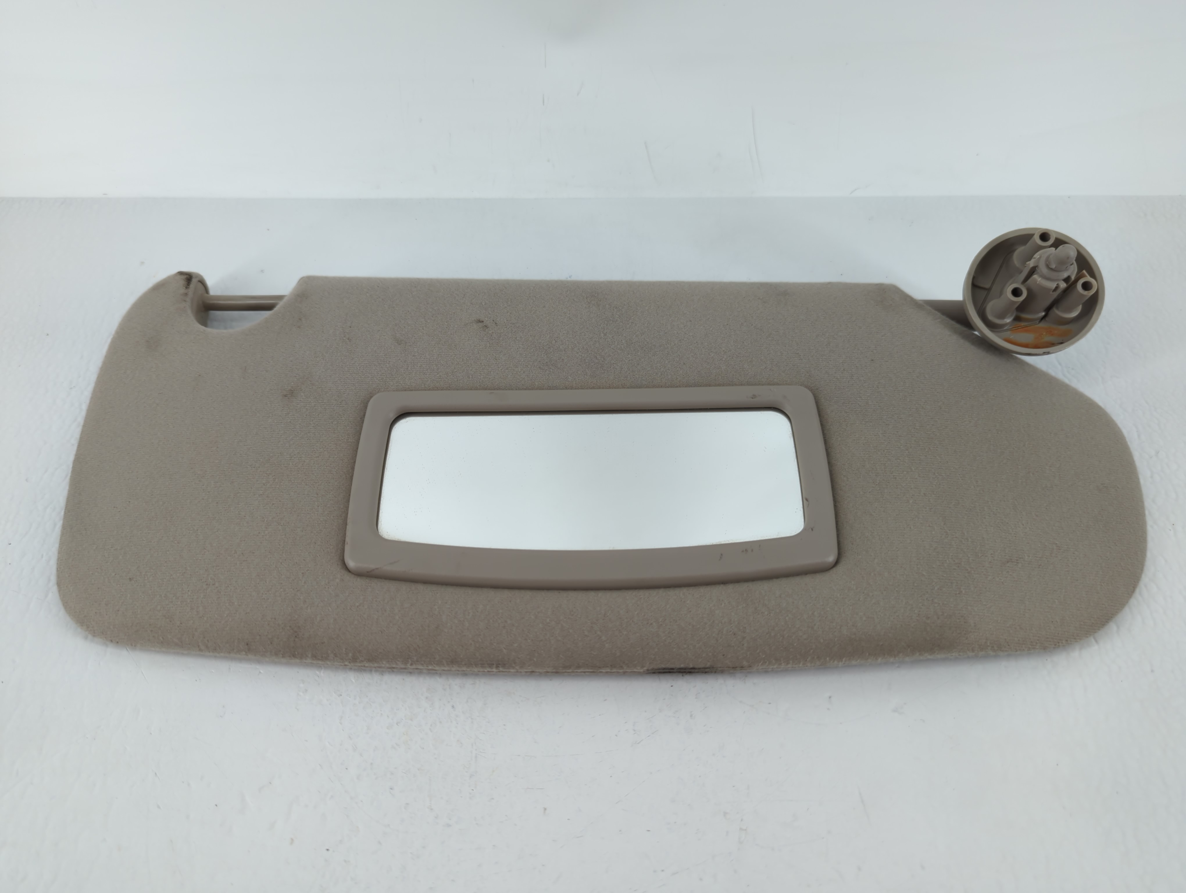 Picture of 2002-2005 Dodge Ram 1500 Driver Sun Visor Mirror Left Sunvisor Grey 639379