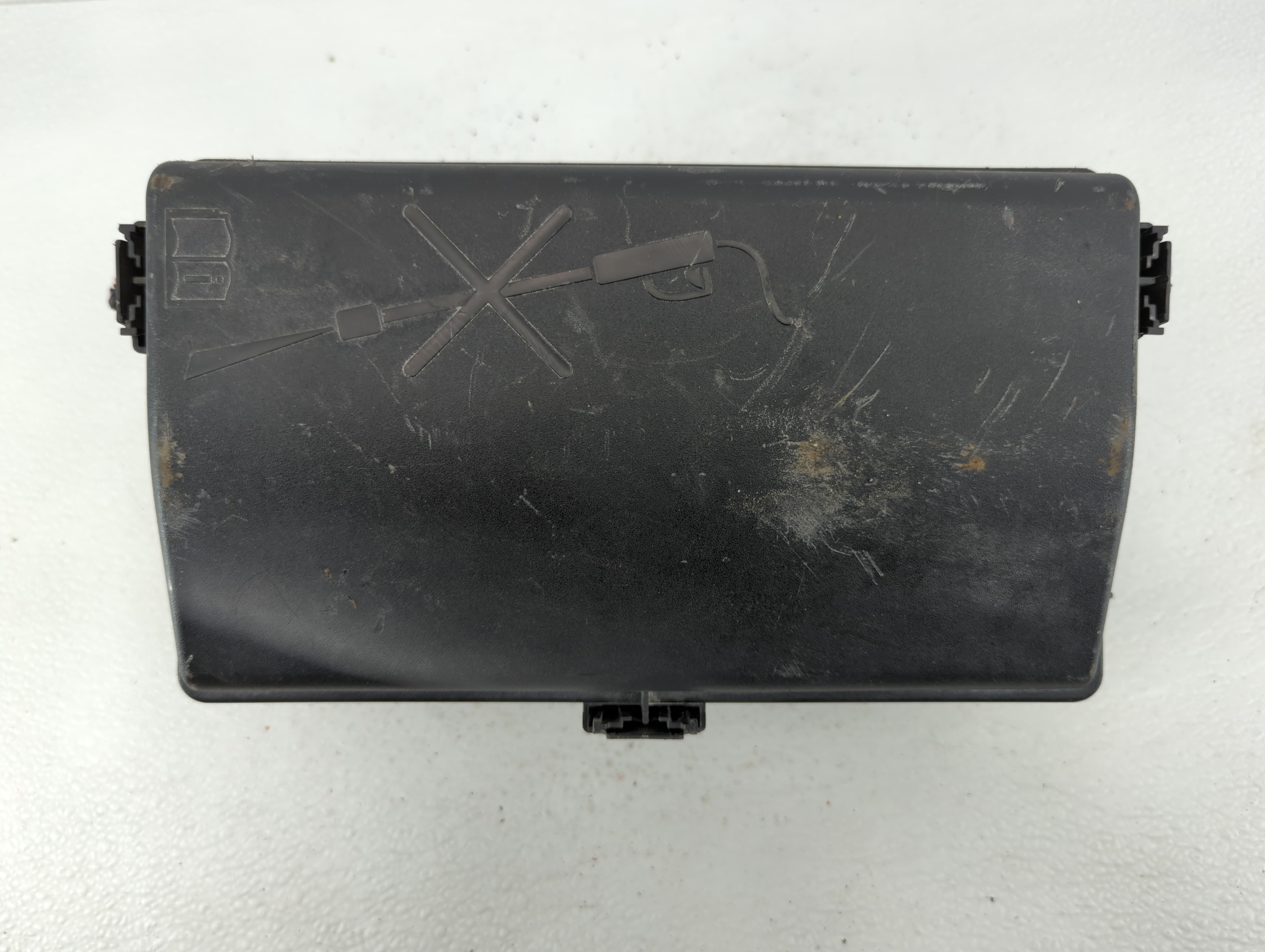2015-2016 Chevrolet Cruze Fusebox Fuse Box Relay Module 94552220_01 639831 - Oemusedautoparts1.com