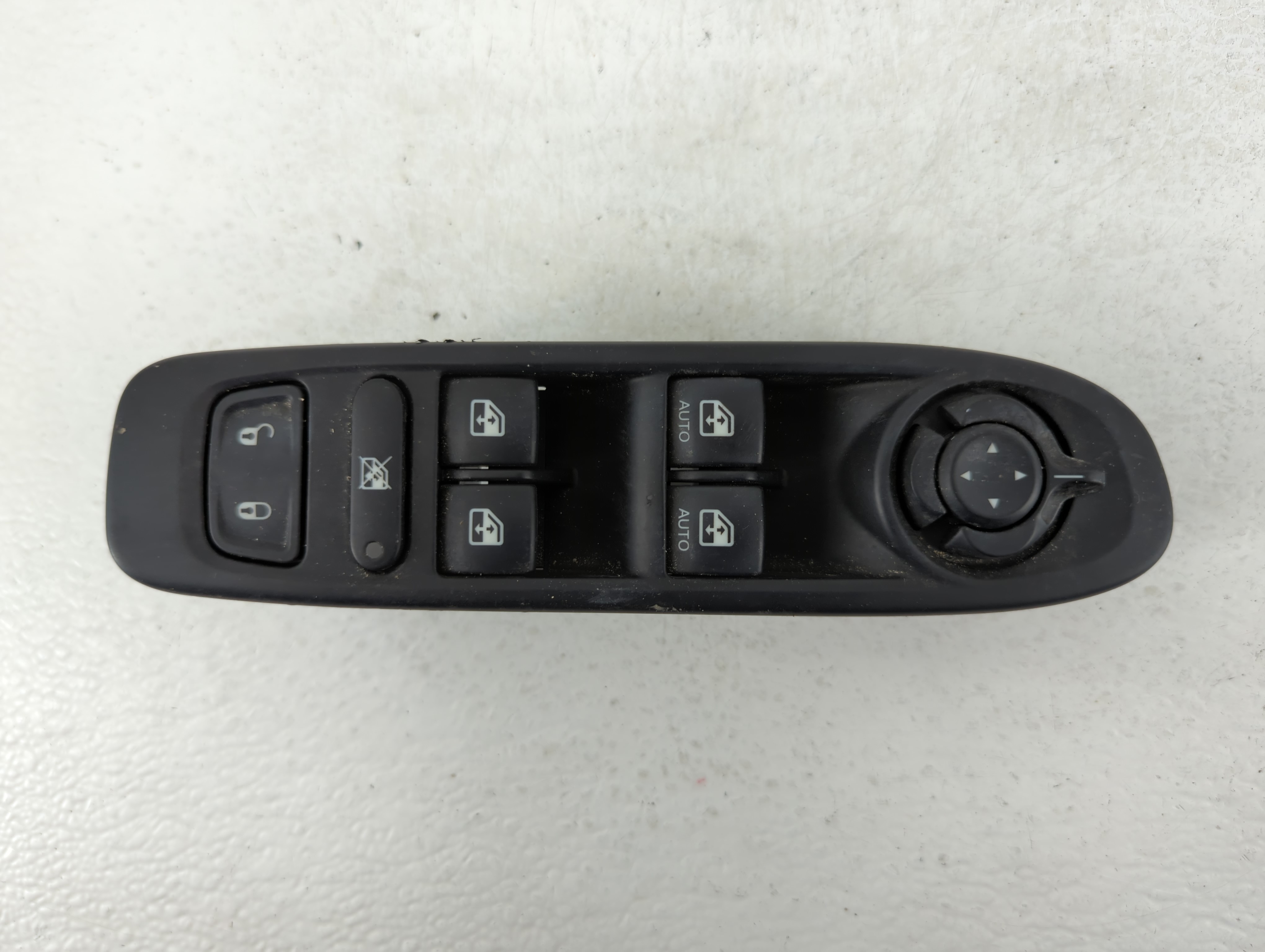 2018 Jeep Compass Driver Left Door Master Power Window Switch 639967 - Oemusedautoparts1.com