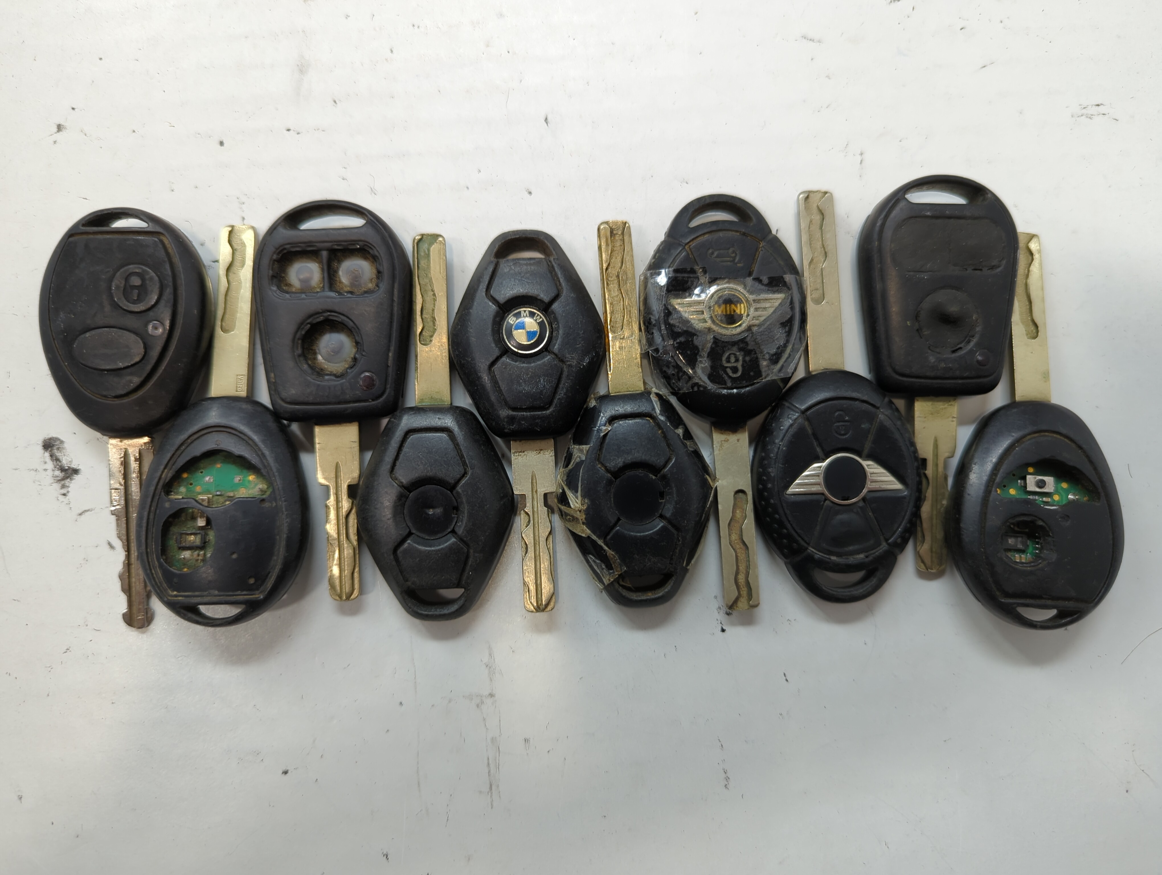 Lot of 10 Bmw Keyless Entry Remote Fob LX8 FZV MIXED PART NUMBERS 640019 - Oemusedautoparts1.com