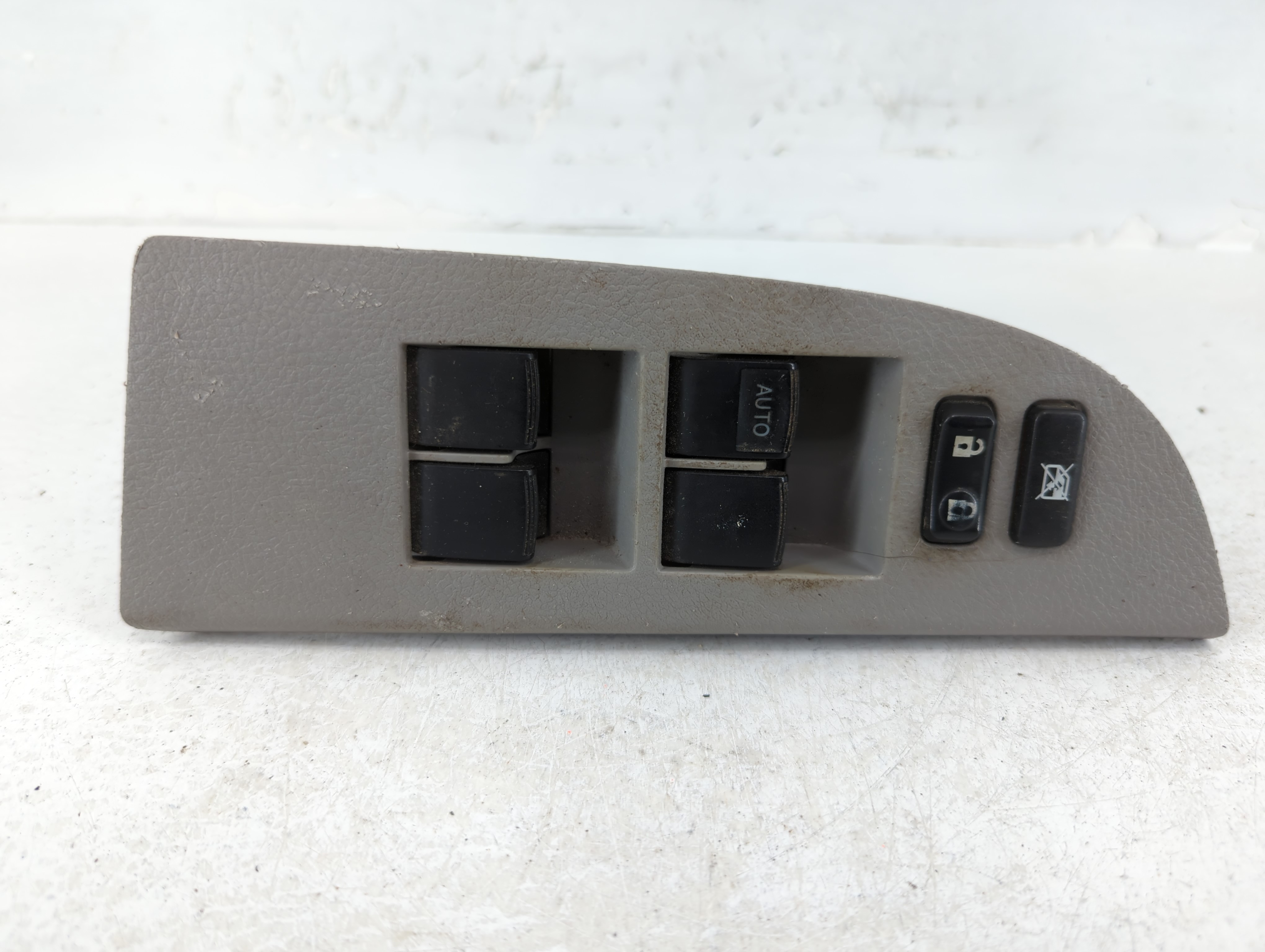 2008-2013 Toyota Highlander Driver Left Door Master Power Window Switch 640057 - Oemusedautoparts1.com