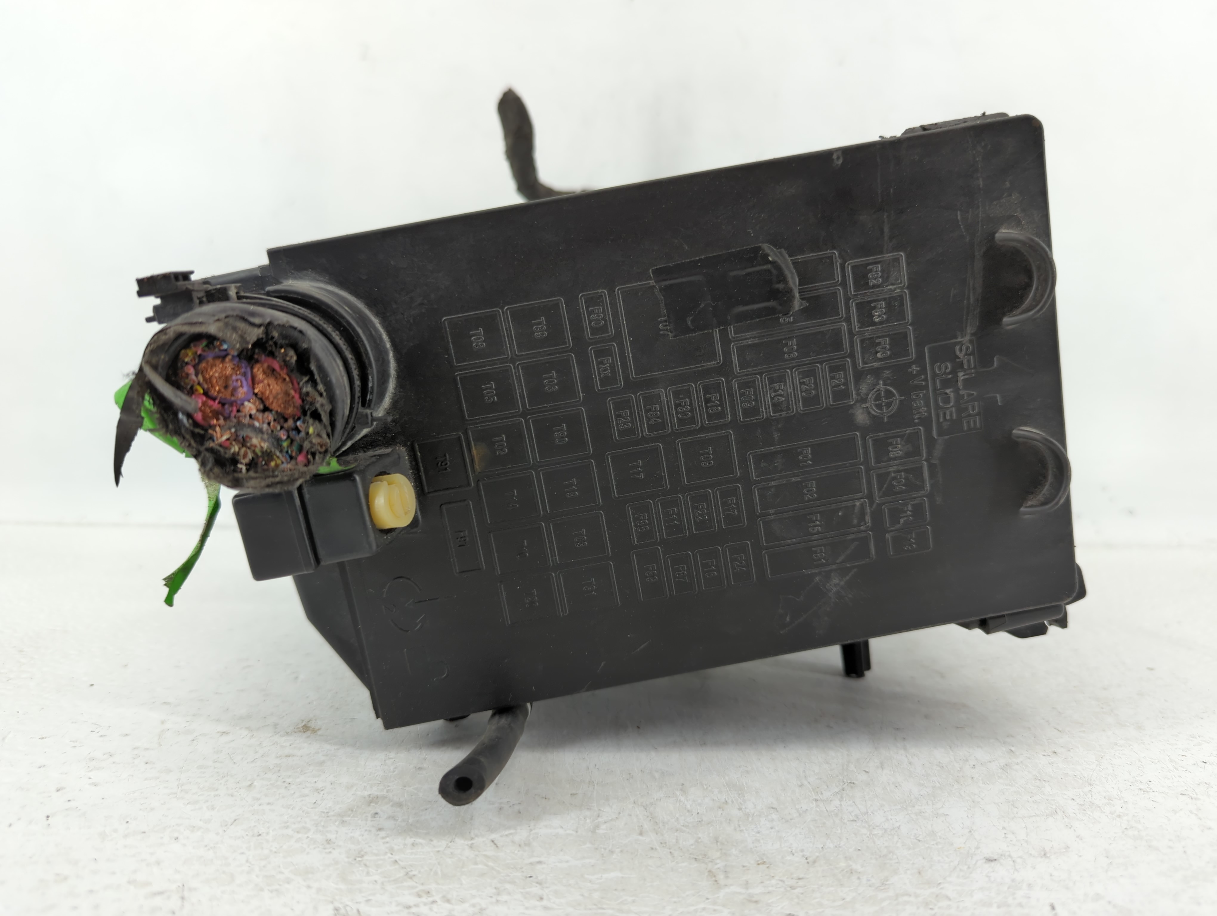 2018 Jeep Compass Fusebox Fuse Box Relay Module 52027004 640495 - Oemusedautoparts1.com