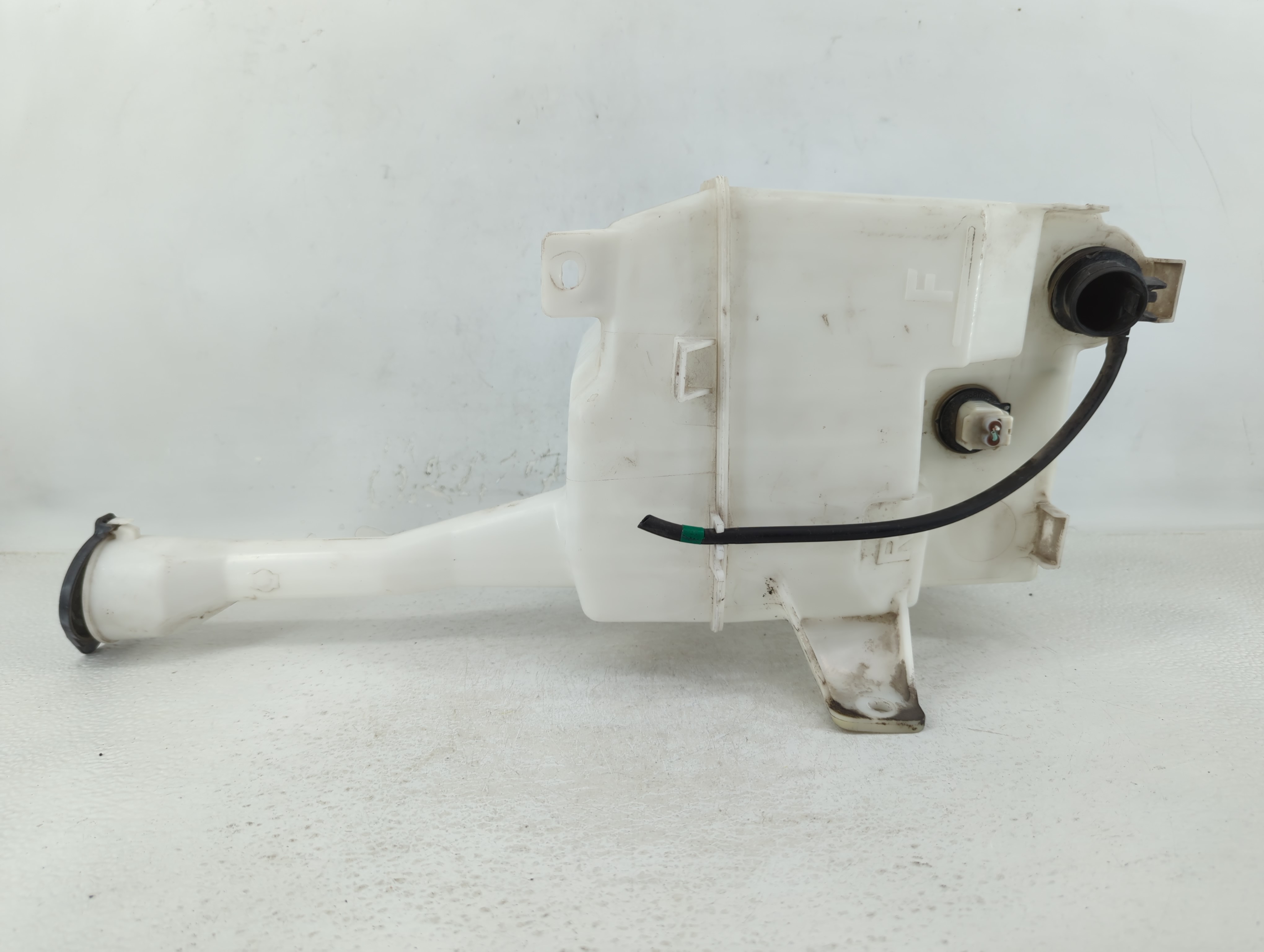 2007-2011 Toyota Camry Windshield Washer Fluid Reservoir Bottle Oem 640645 - Oemusedautoparts1.com