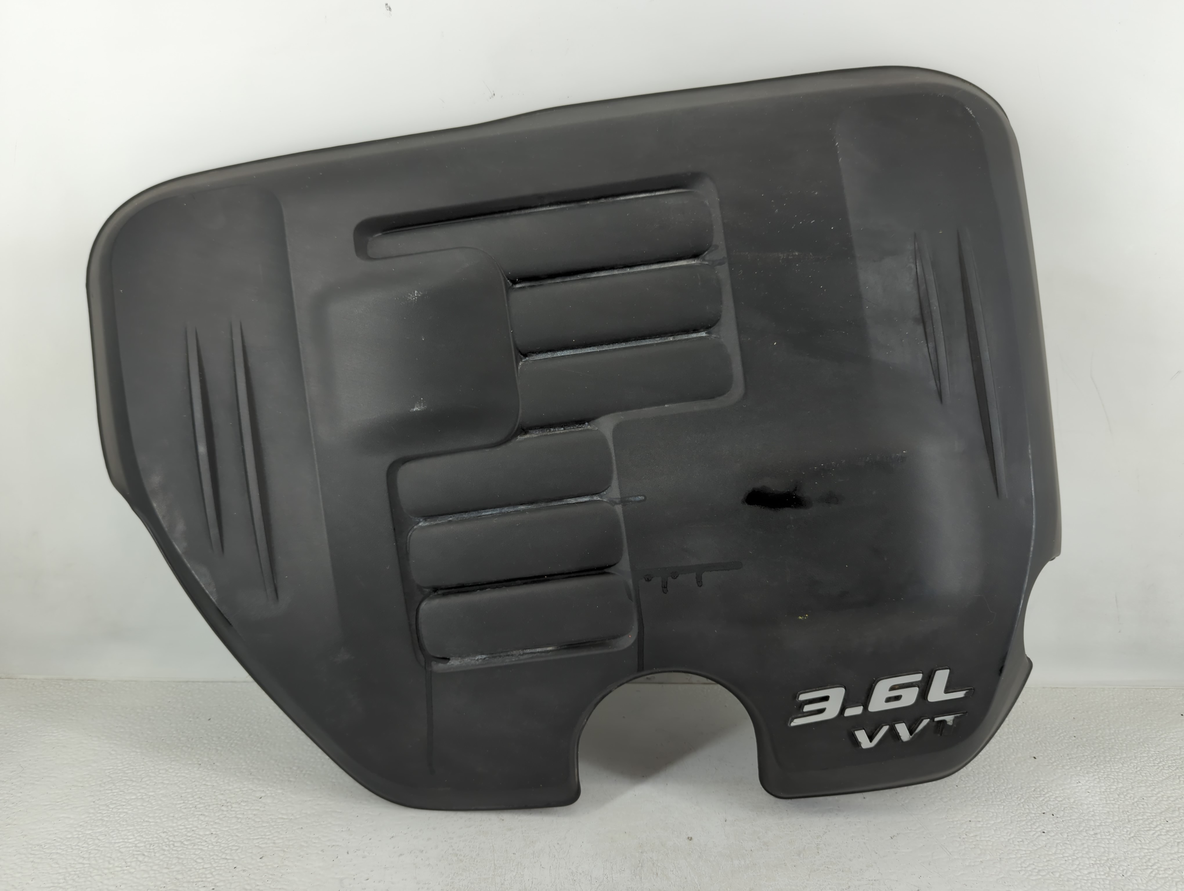 2012 Dodge Charger Engine Cover 640836 - Oemusedautoparts1.com