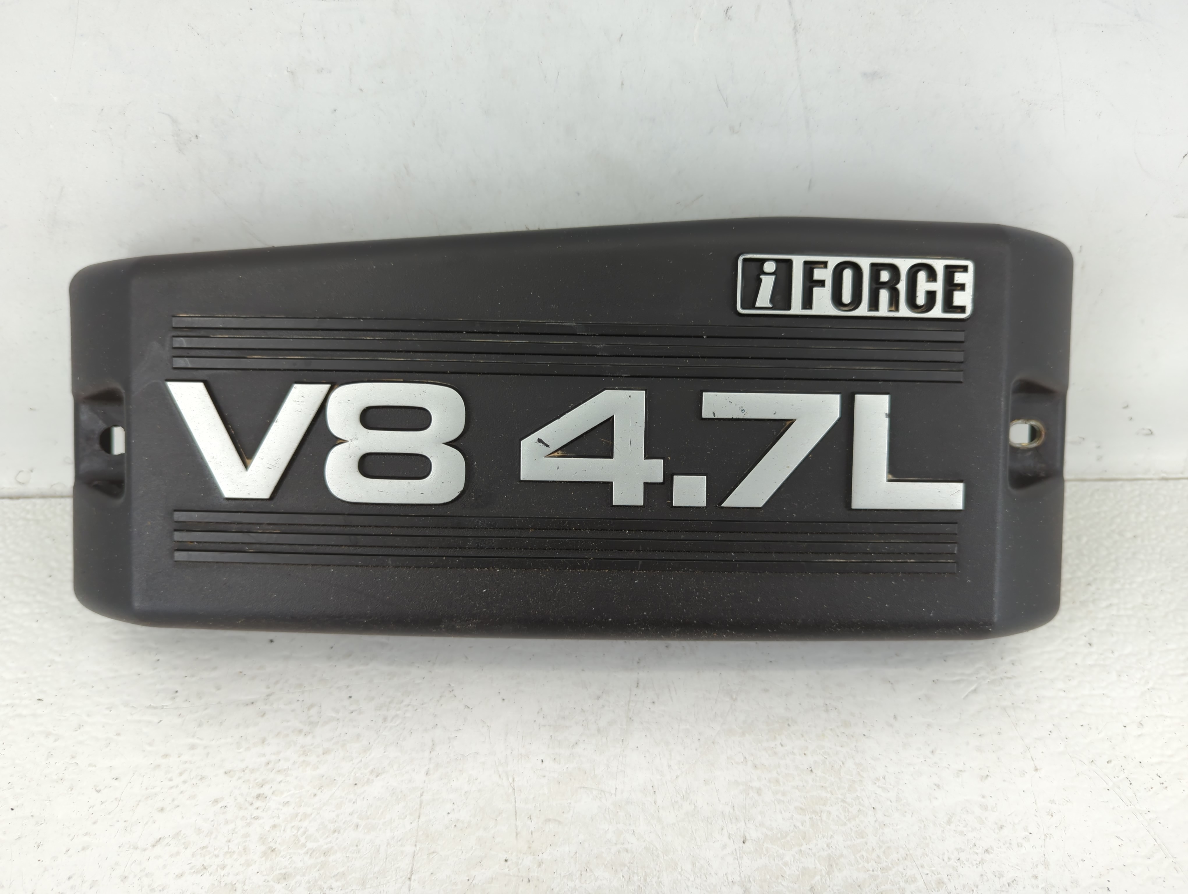 2006 Toyota Tundra Engine Cover 640847 - Oemusedautoparts1.com