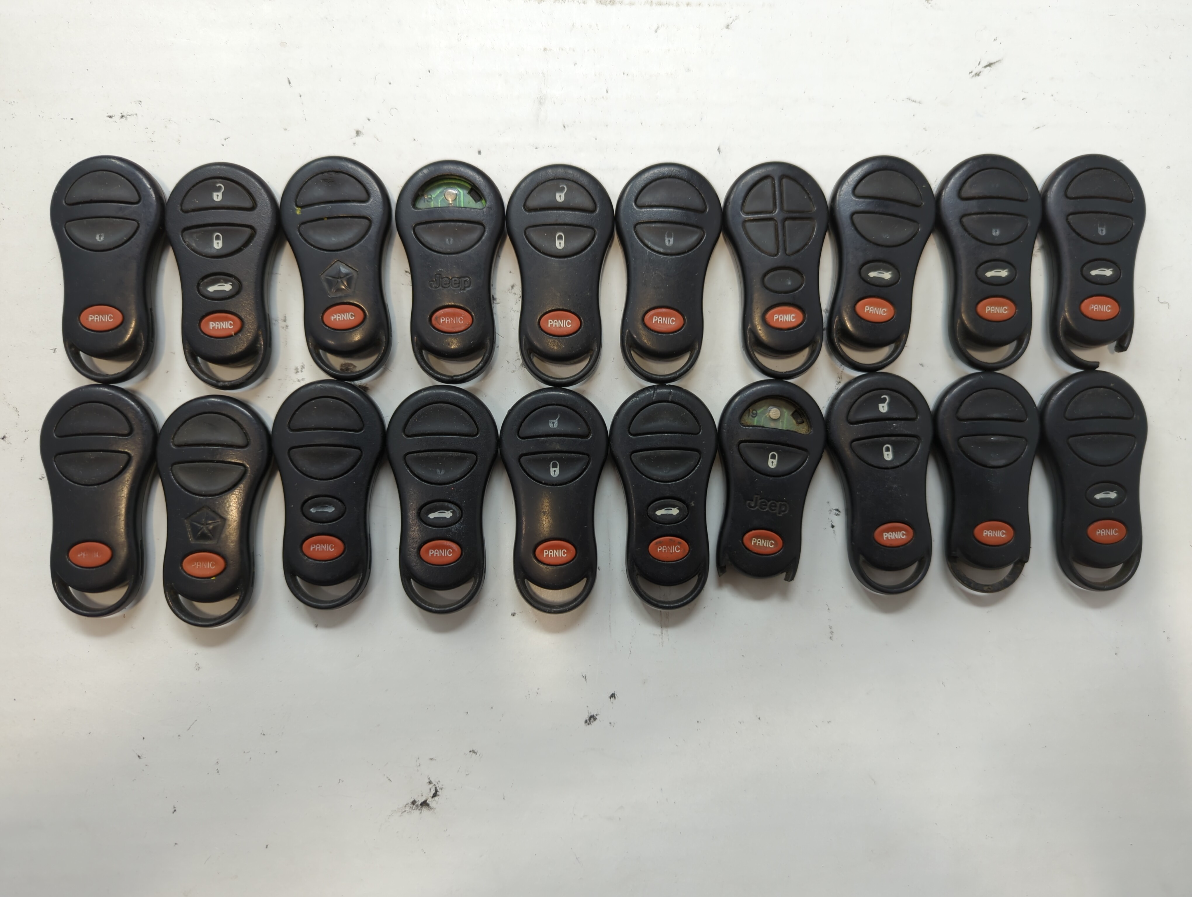 Lot of 20 Dodge Keyless Entry Remote Fob GQ43VT9T | GQ43VTI7T 04671541AE 640945 - Oemusedautoparts1.com