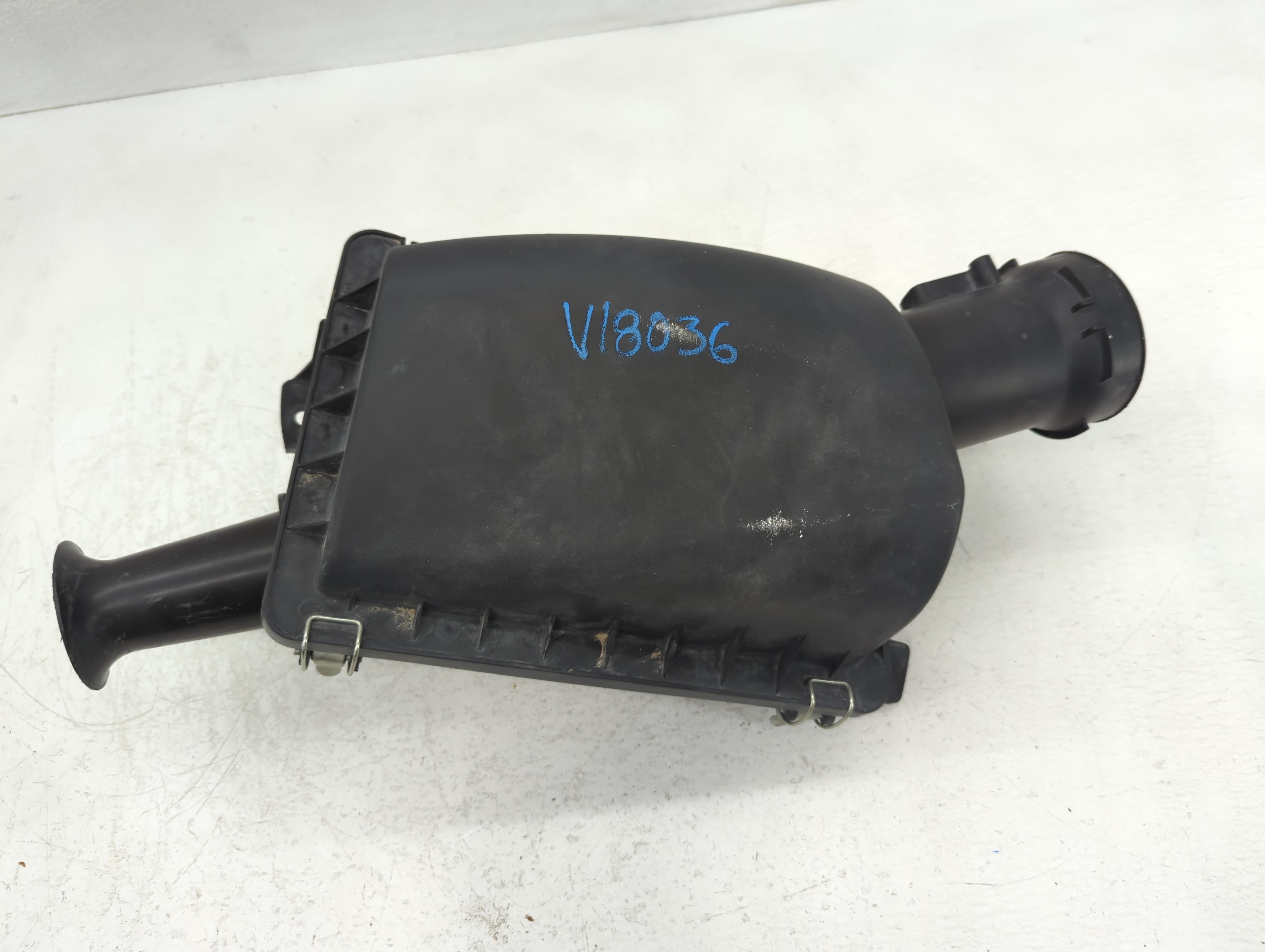 Chrysler Town & Country Air Cleaner Intake-duct Hose Tube 641006 - Oemusedautoparts1.com