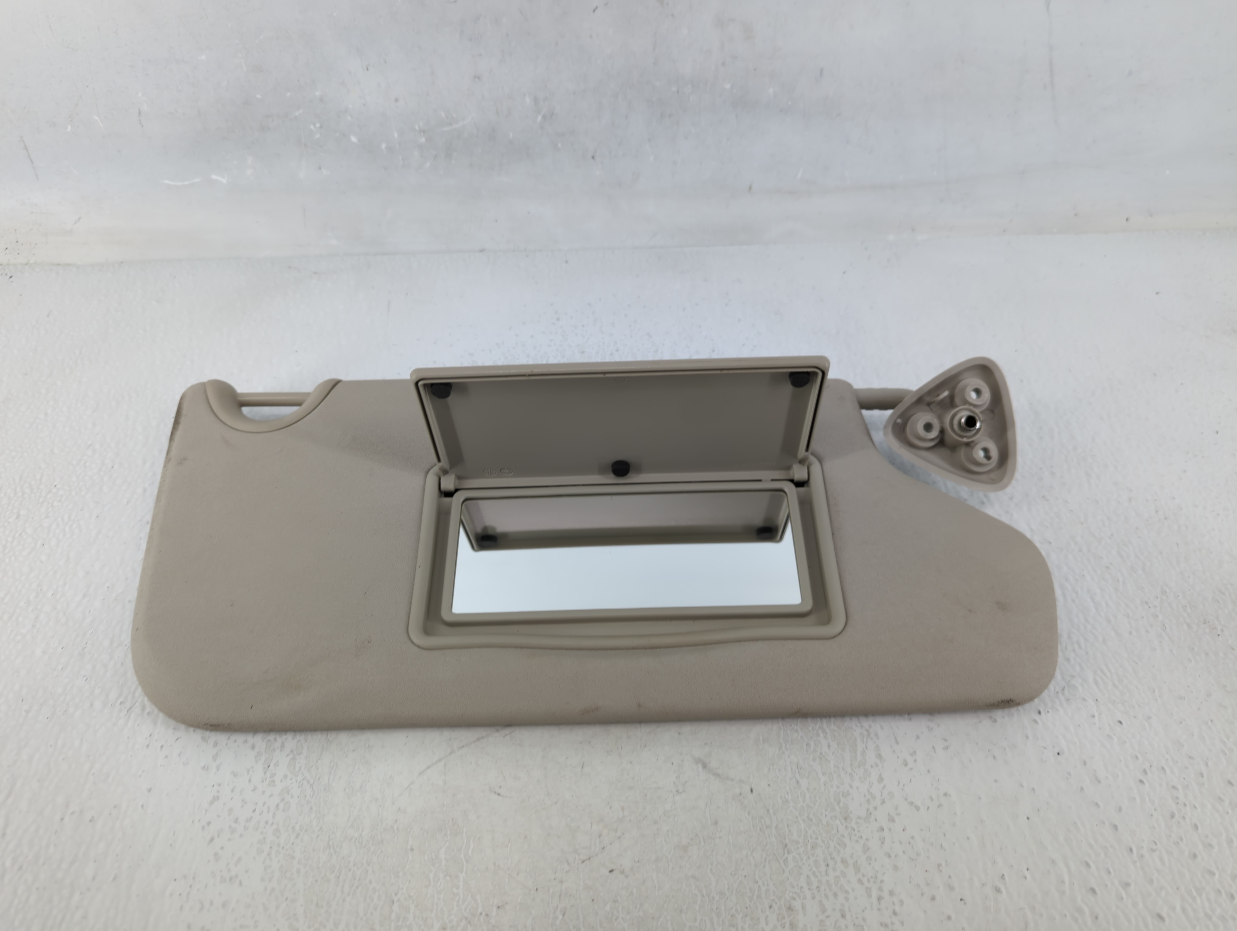 2017 Dodge Journey Passenger Sun Visor Mirror Right Sunvisor Beige 641220 - Oemusedautoparts1.com