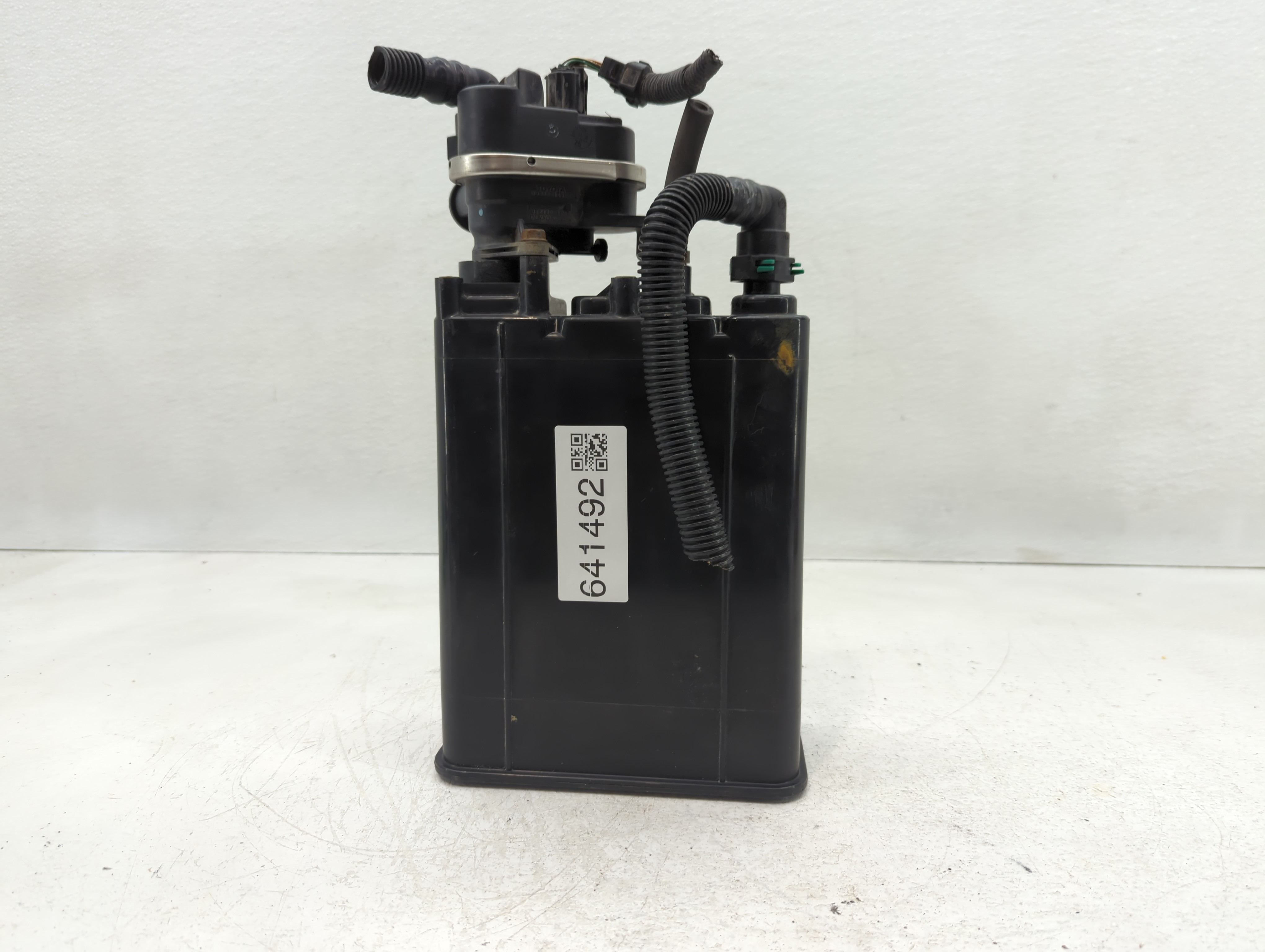 2007 Toyota Camry Fuel Vapor Charcoal Canister 641492 - Oemusedautoparts1.com
