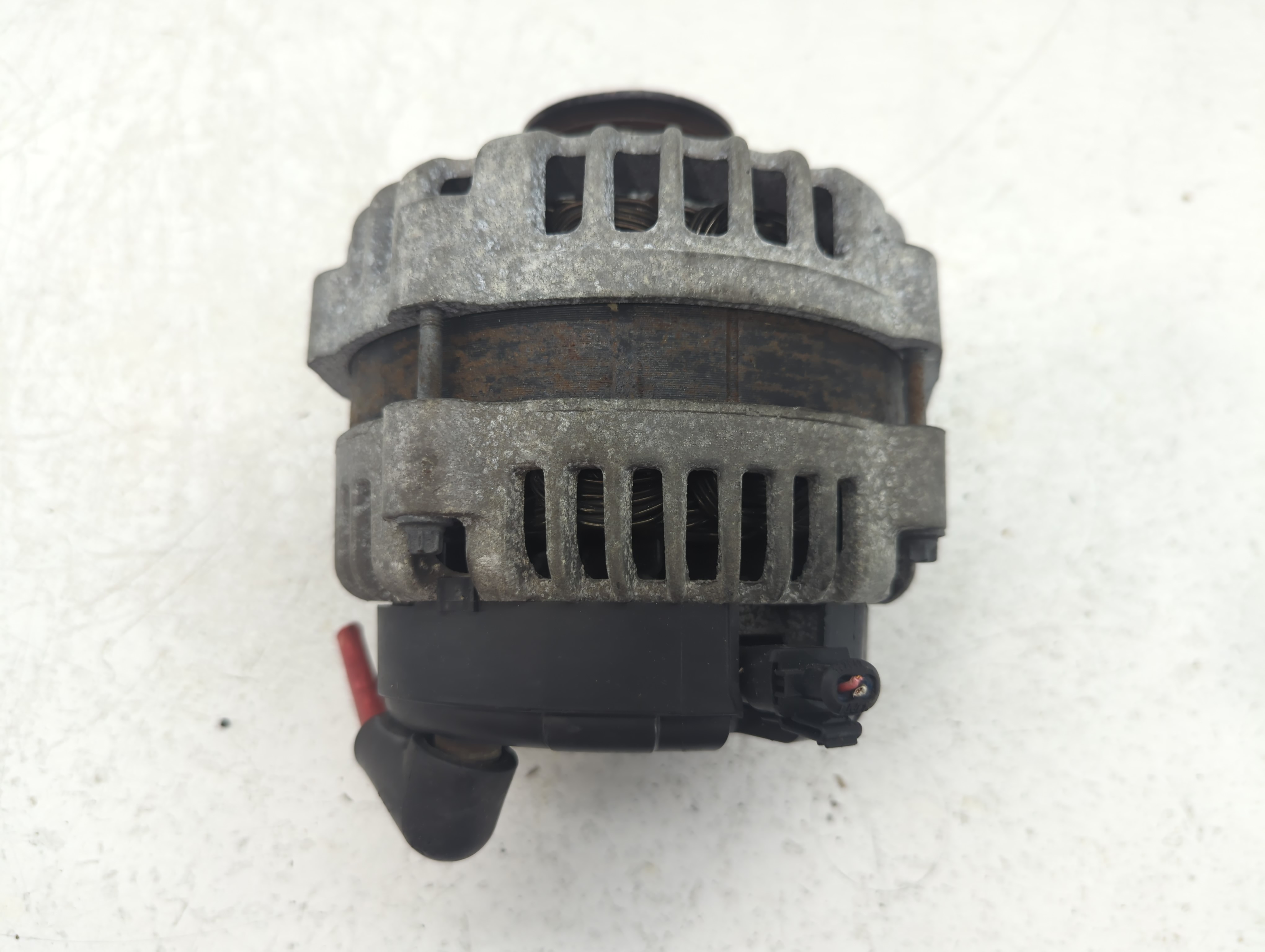 2013 Chevrolet Malibu Alternator Generator Charging Assembly Engine Oem 641936 - Oemusedautoparts1.com