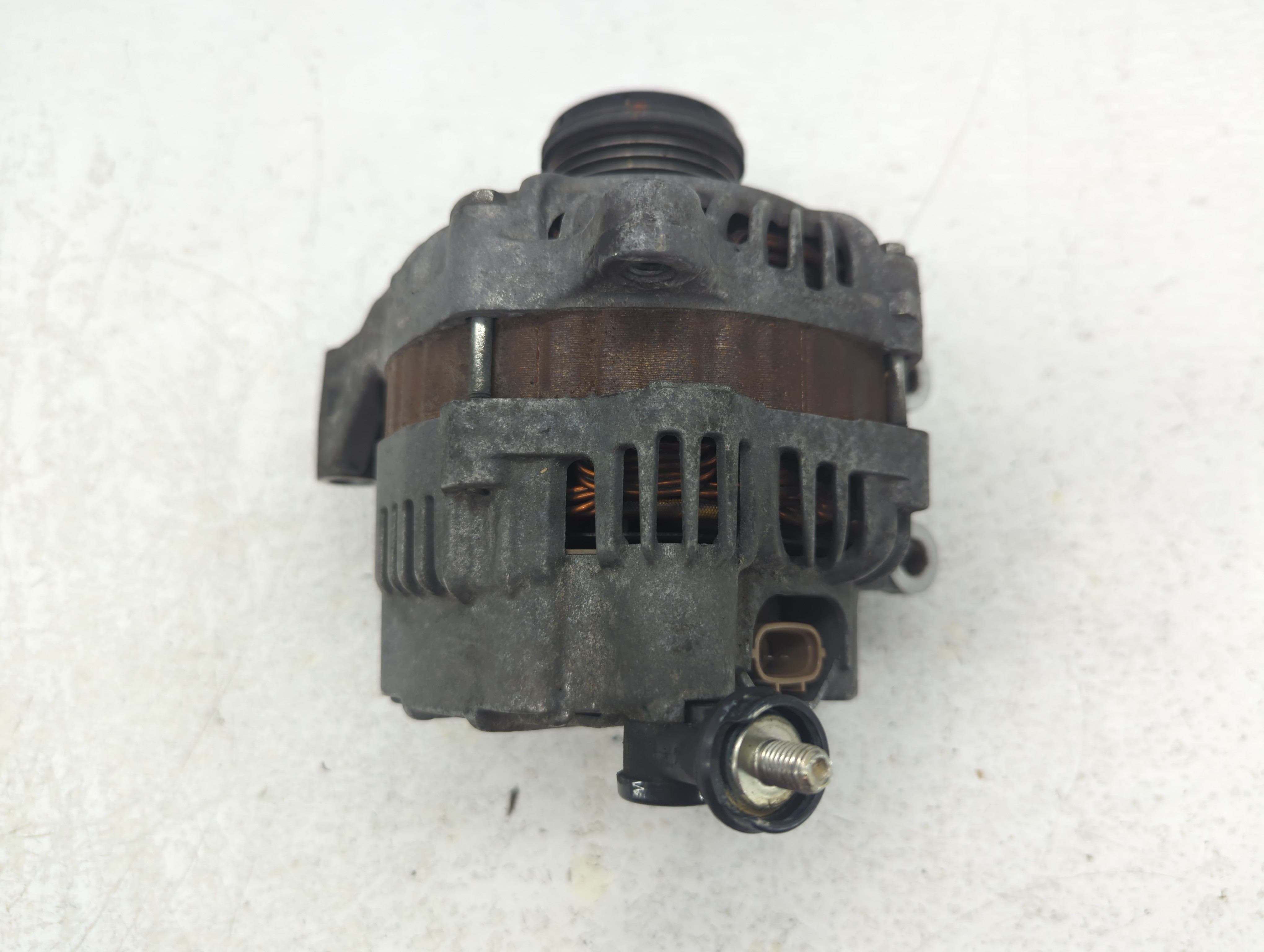 2013-2014 Subaru Legacy Alternator Generator Charging Assembly Engine Oem 641966 - Oemusedautoparts1.com