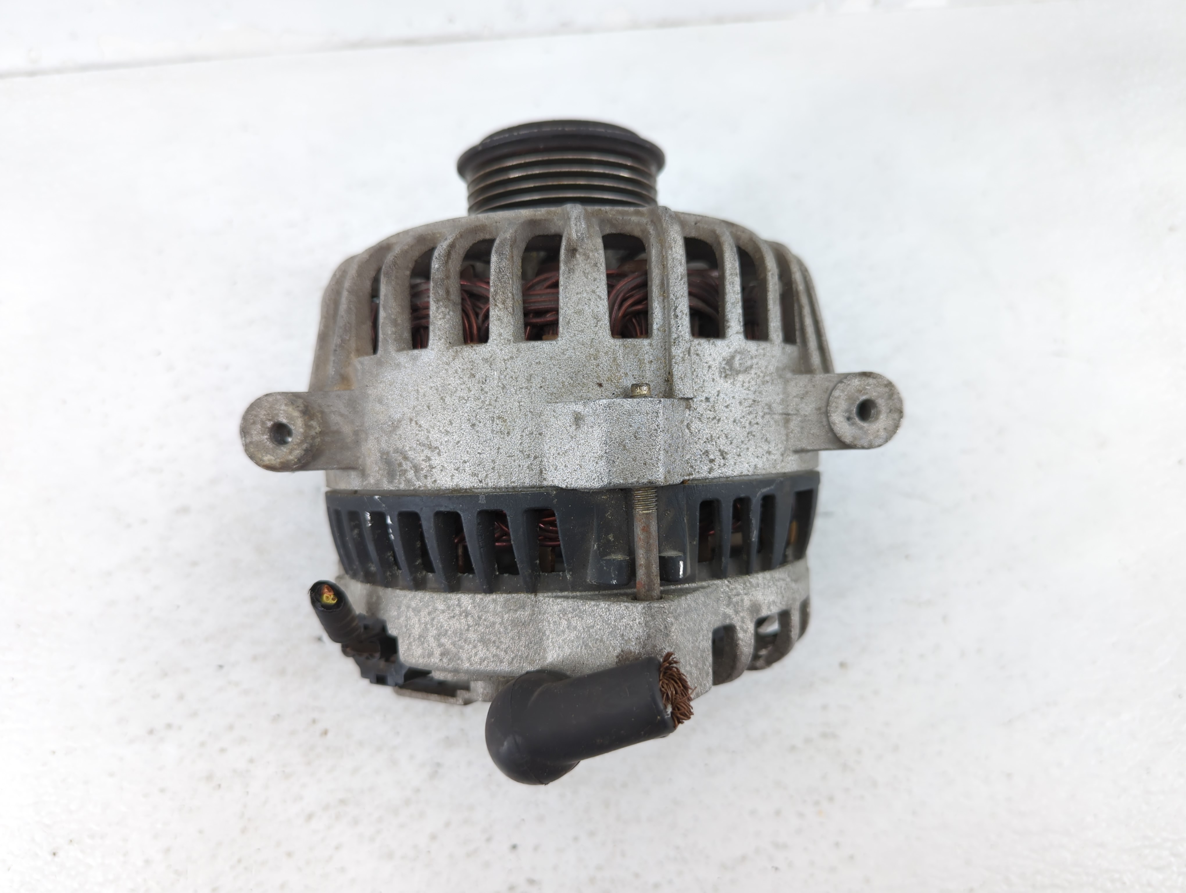 Ford Expedition Alternator Generator Charging Assembly Engine Oem 642010 - Oemusedautoparts1.com