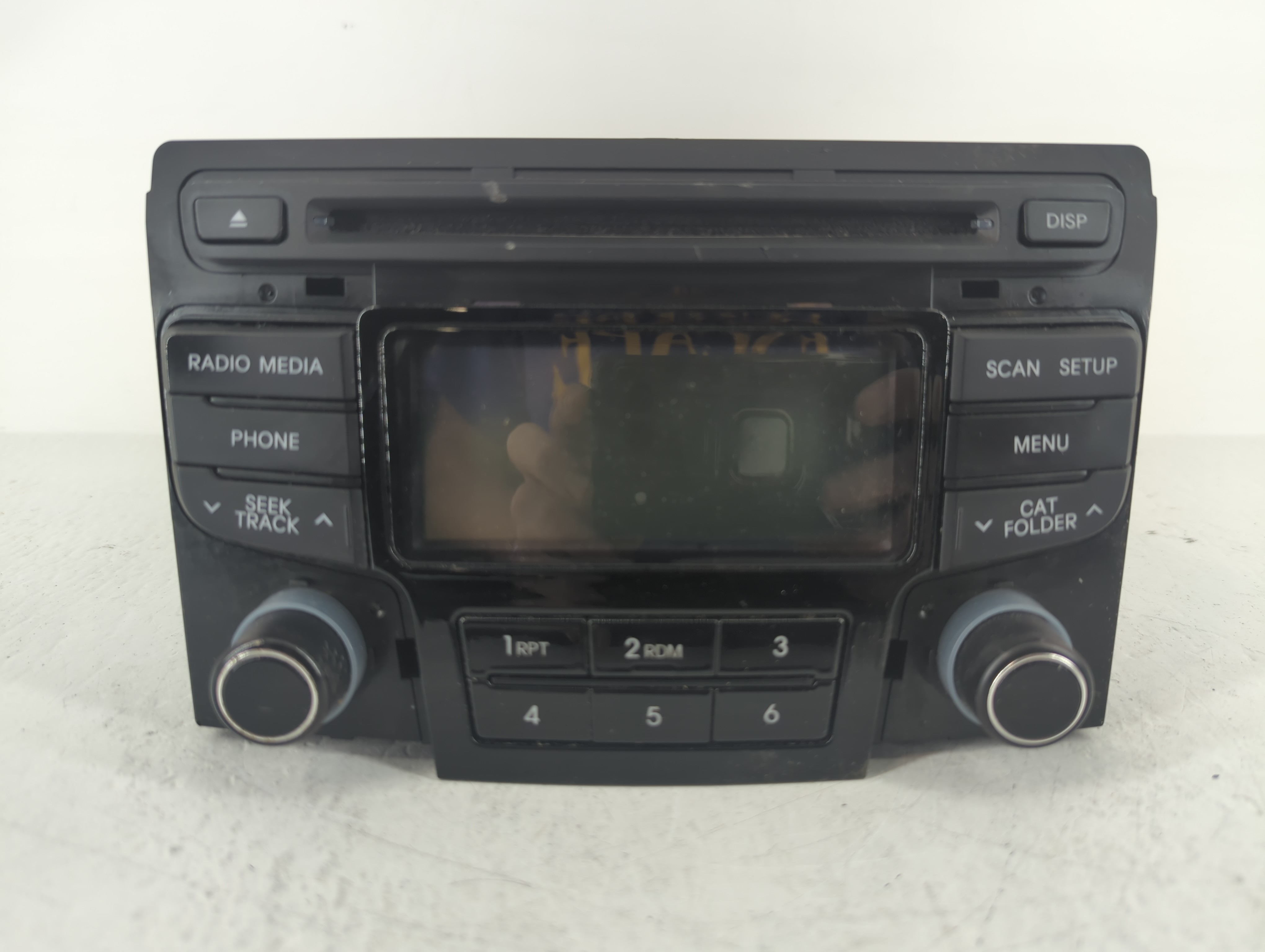 Picture of 2012-2014 Hyundai Sonata Am Fm Cd Player Radio Receiver 642225