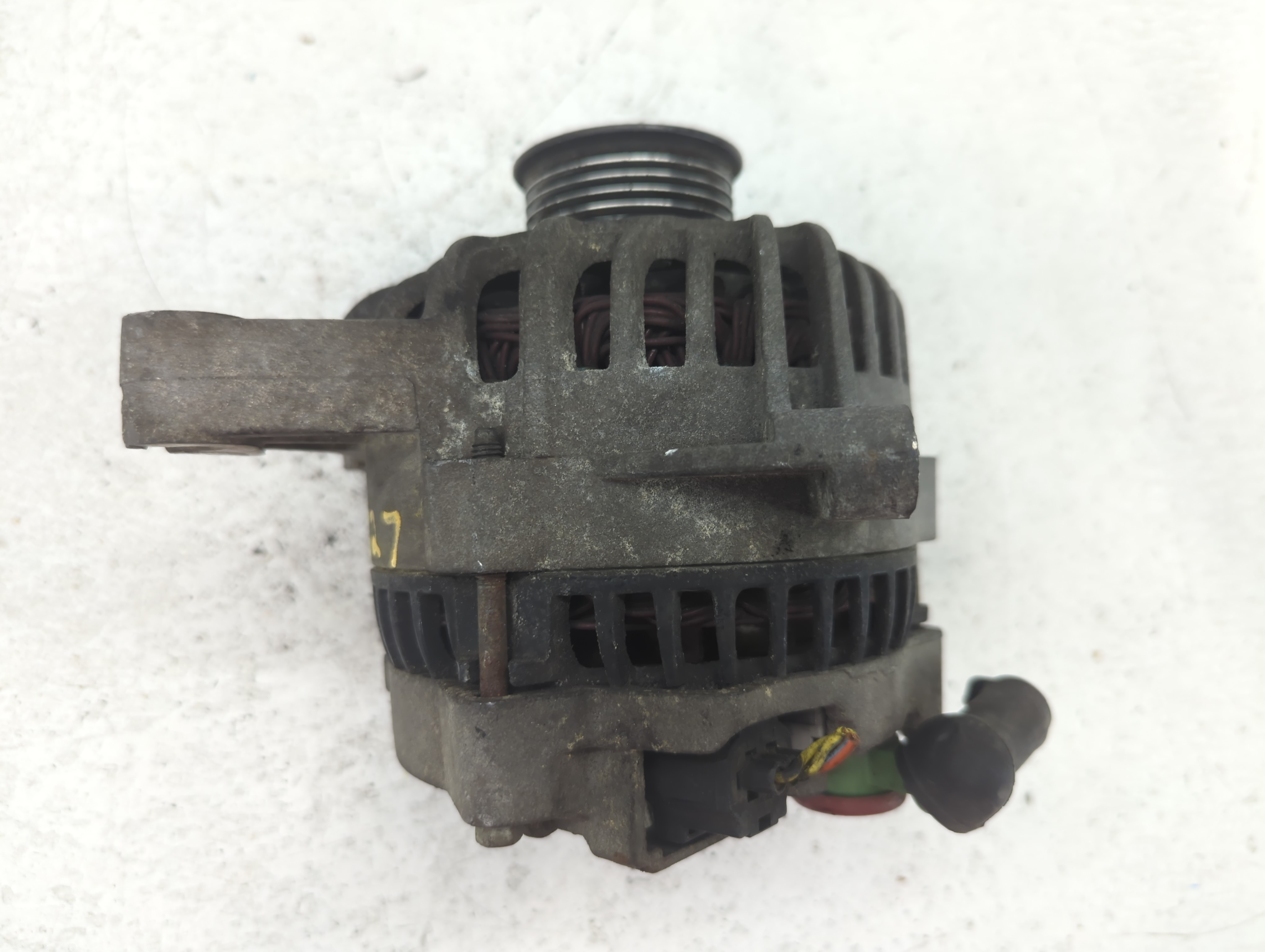 Ford Expedition Alternator Generator Charging Assembly Engine Oem 643204 - Oemusedautoparts1.com
