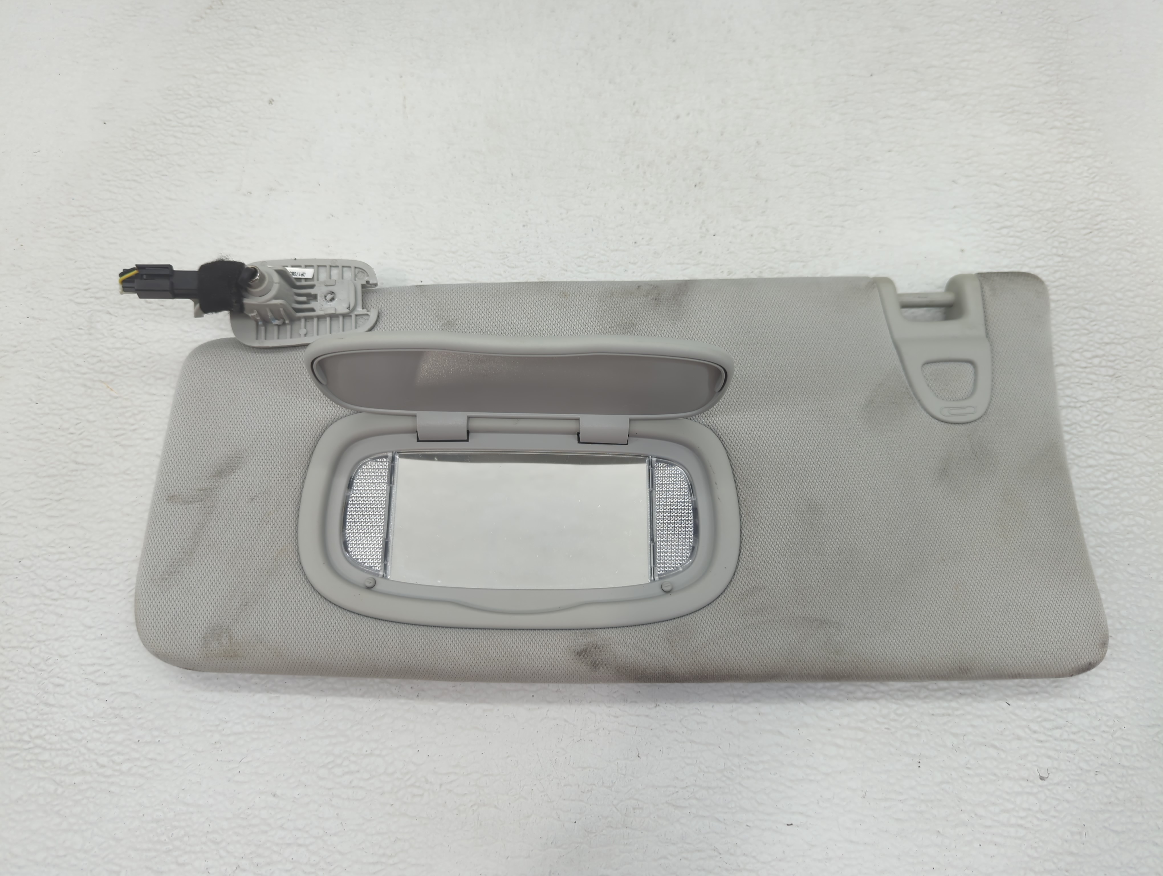 2018 Jeep Compass Driver Sun Visor Mirror Left Sunvisor Grey 644125 - Oemusedautoparts1.com