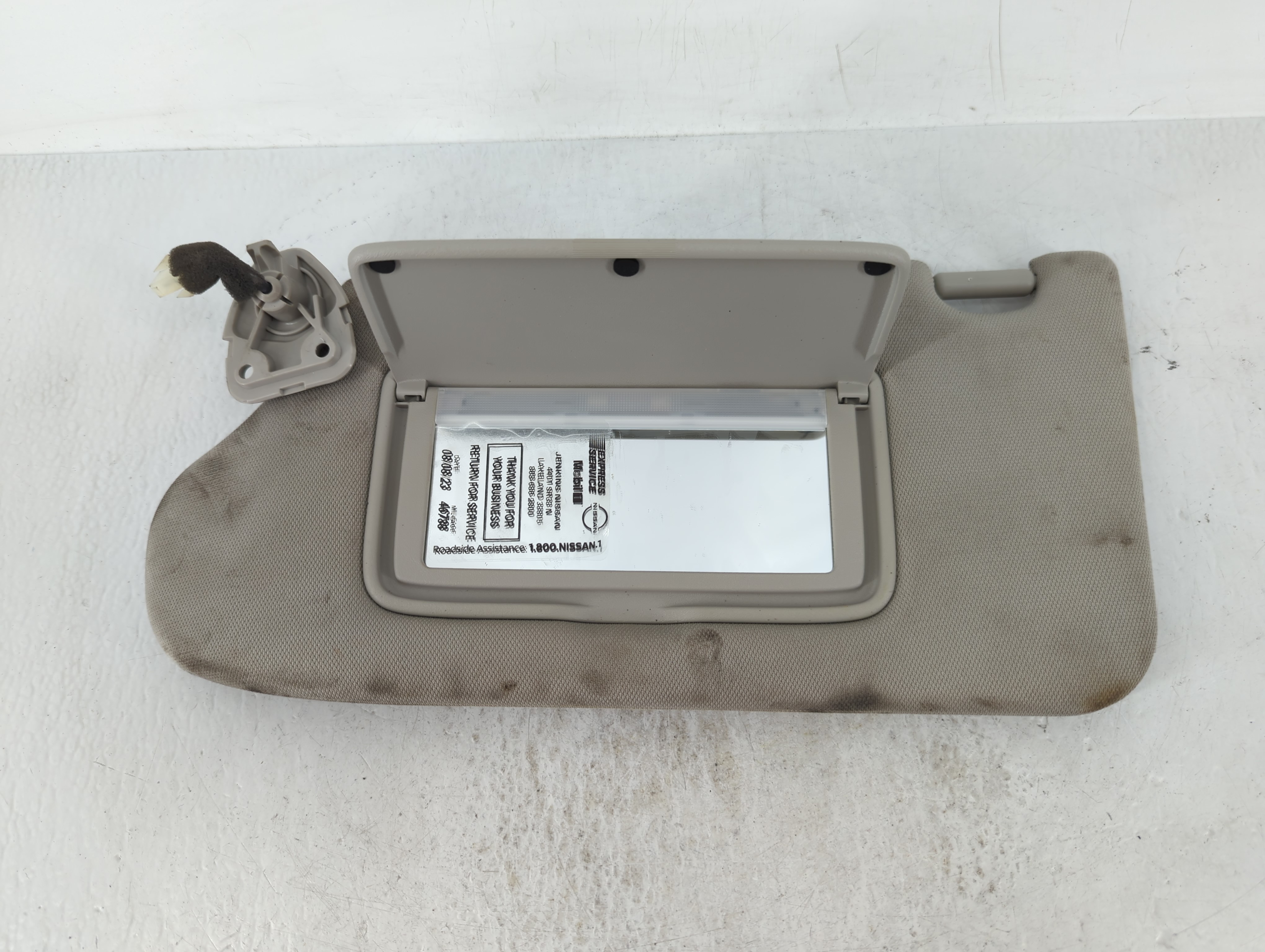 Picture of 2017-2017 Nissan Maxima Driver Sun Visor Mirror Left Sunvisor Grey 645047