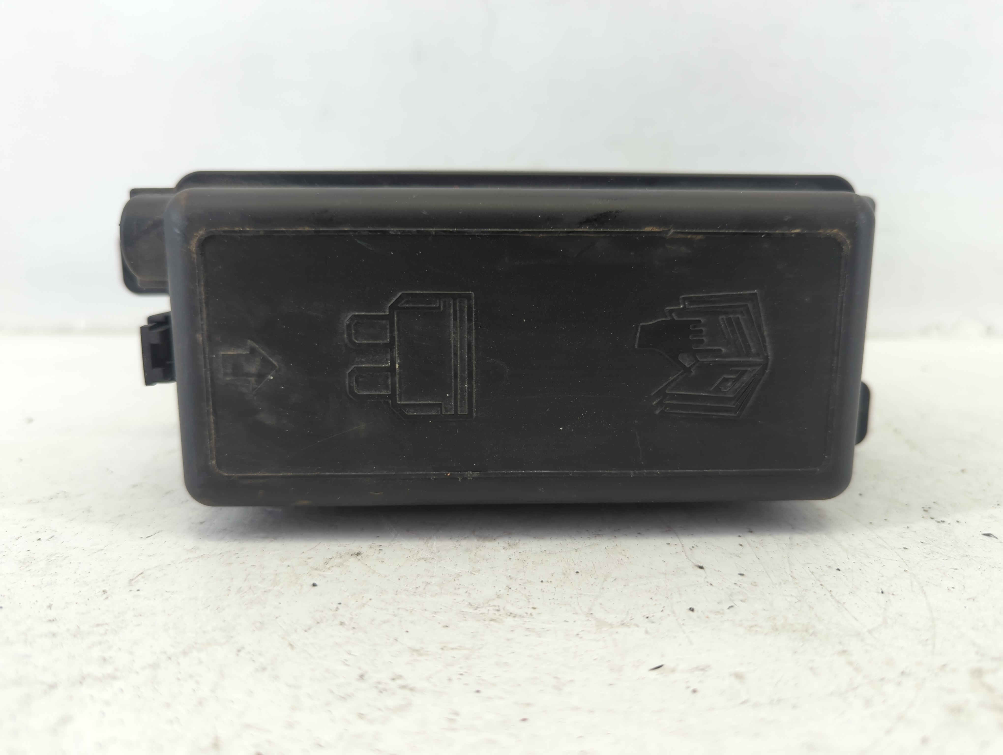 Picture of Mercury Country Cruiser Fusebox Fuse Box Relay Module 645688