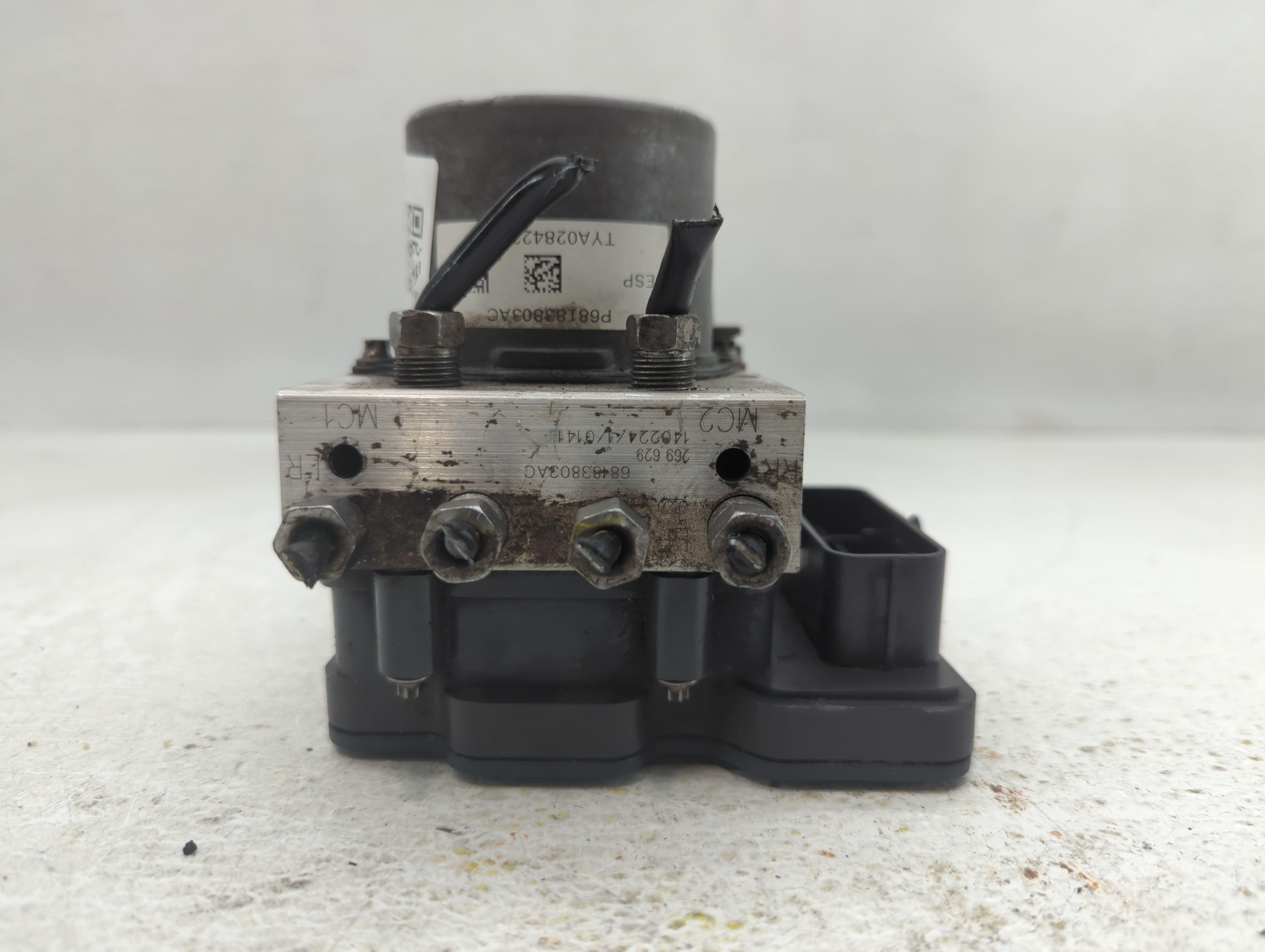 Picture of Dodge Caravan Abs Pump Control Module 646808