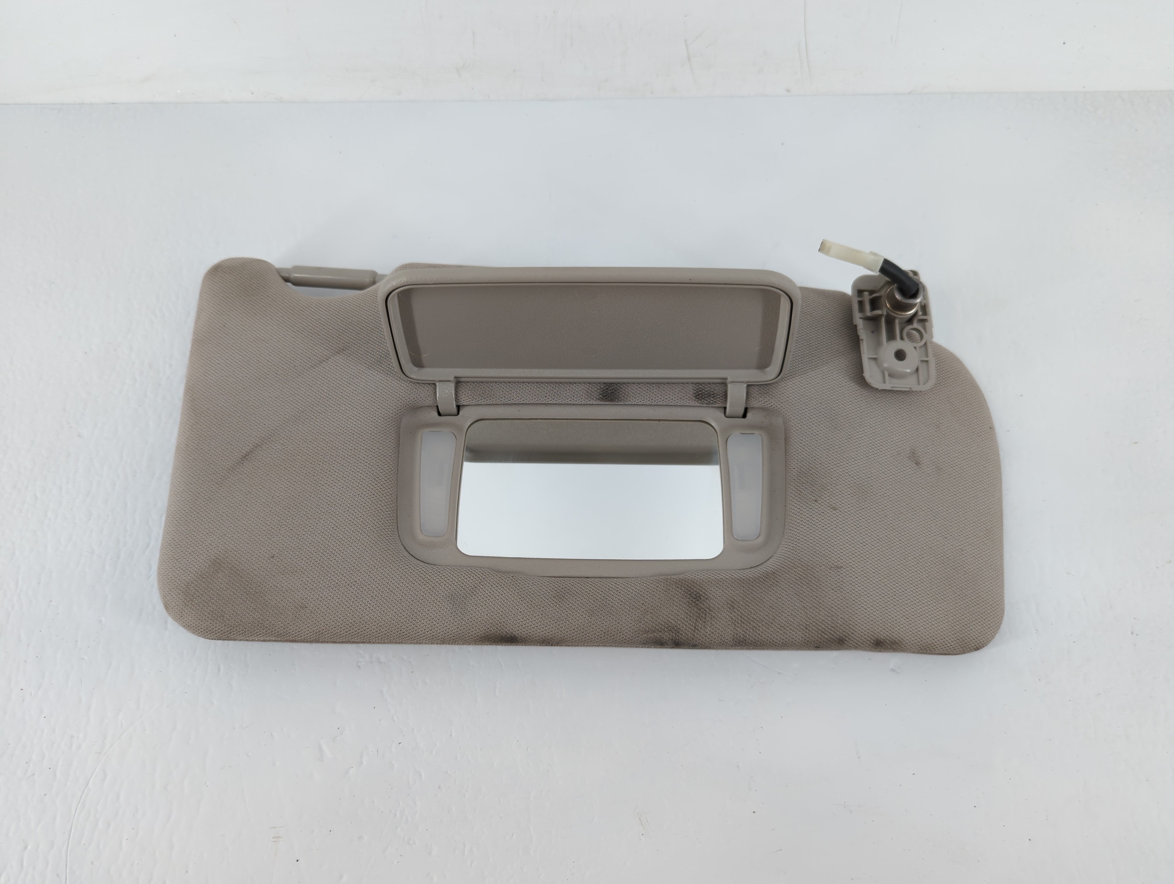 2010-2012 Nissan Altima Driver Sun Visor Mirror Left Sunvisor Grey 647140 - Oemusedautoparts1.com