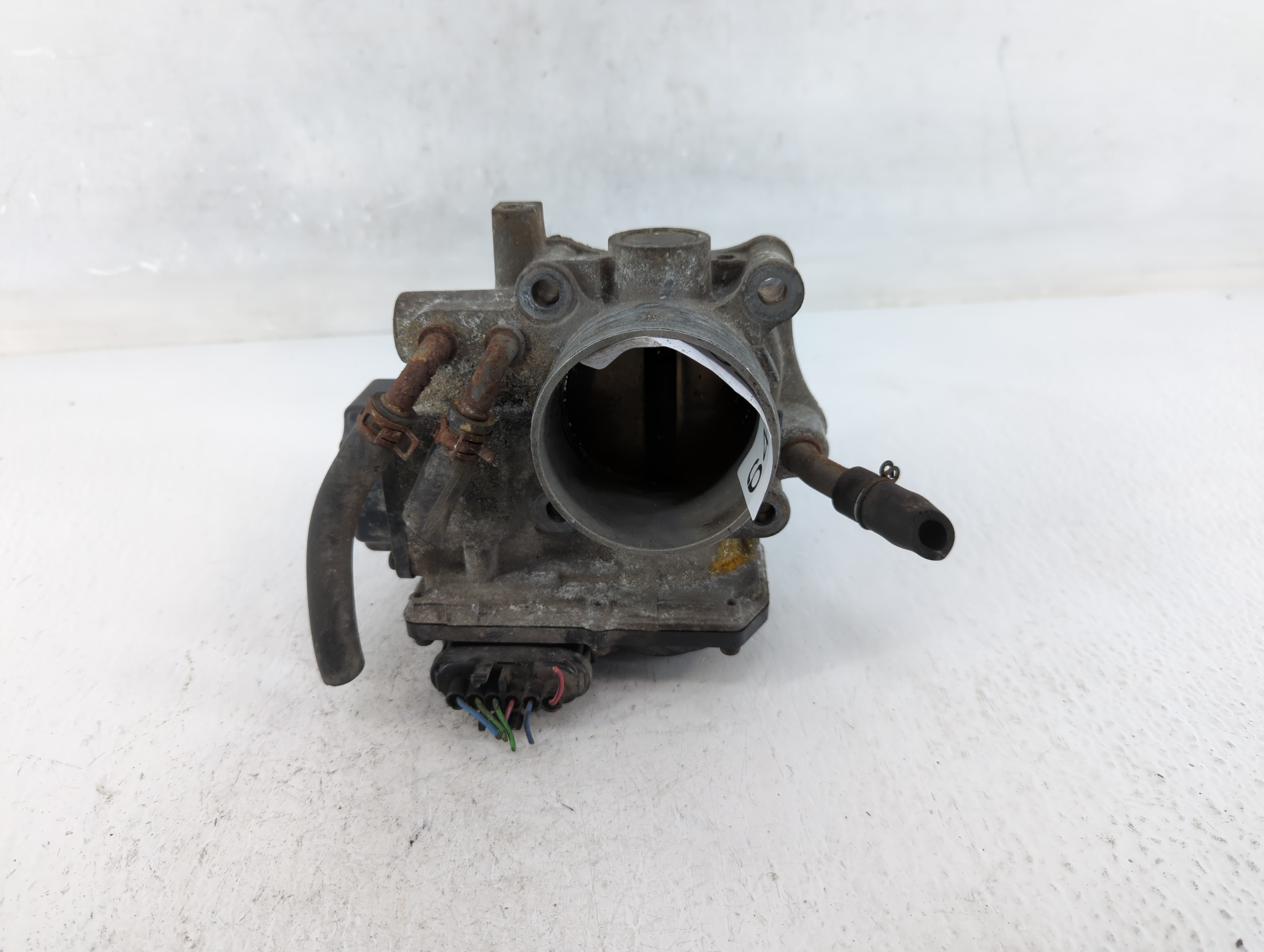 2004-2007 Toyota Highlander Throttle Body 647280 - Oemusedautoparts1.com