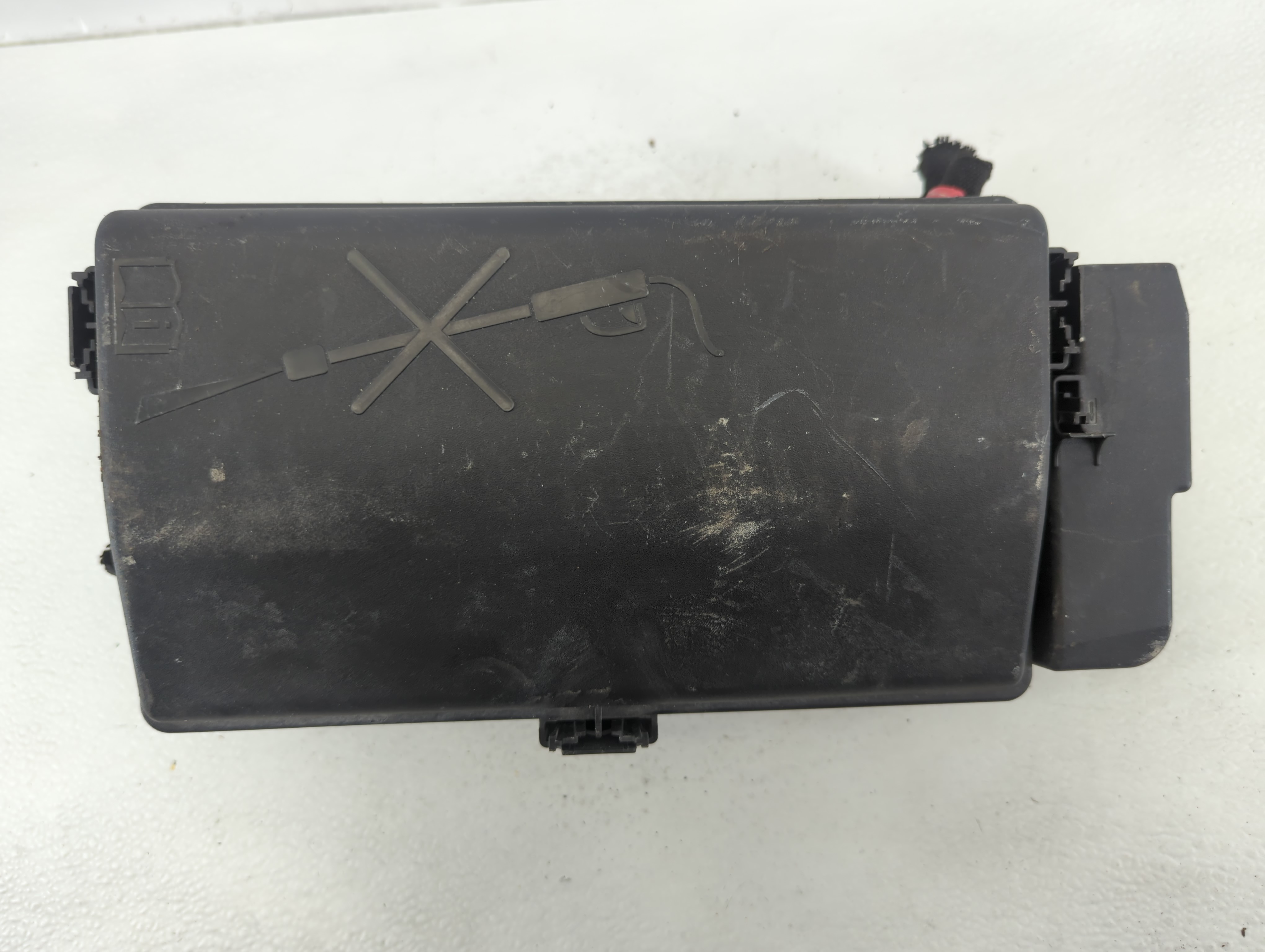 Picture of 2015-2017 Cadillac Xts Fusebox Fuse Box Relay Module 1523u|23147643_02 647341