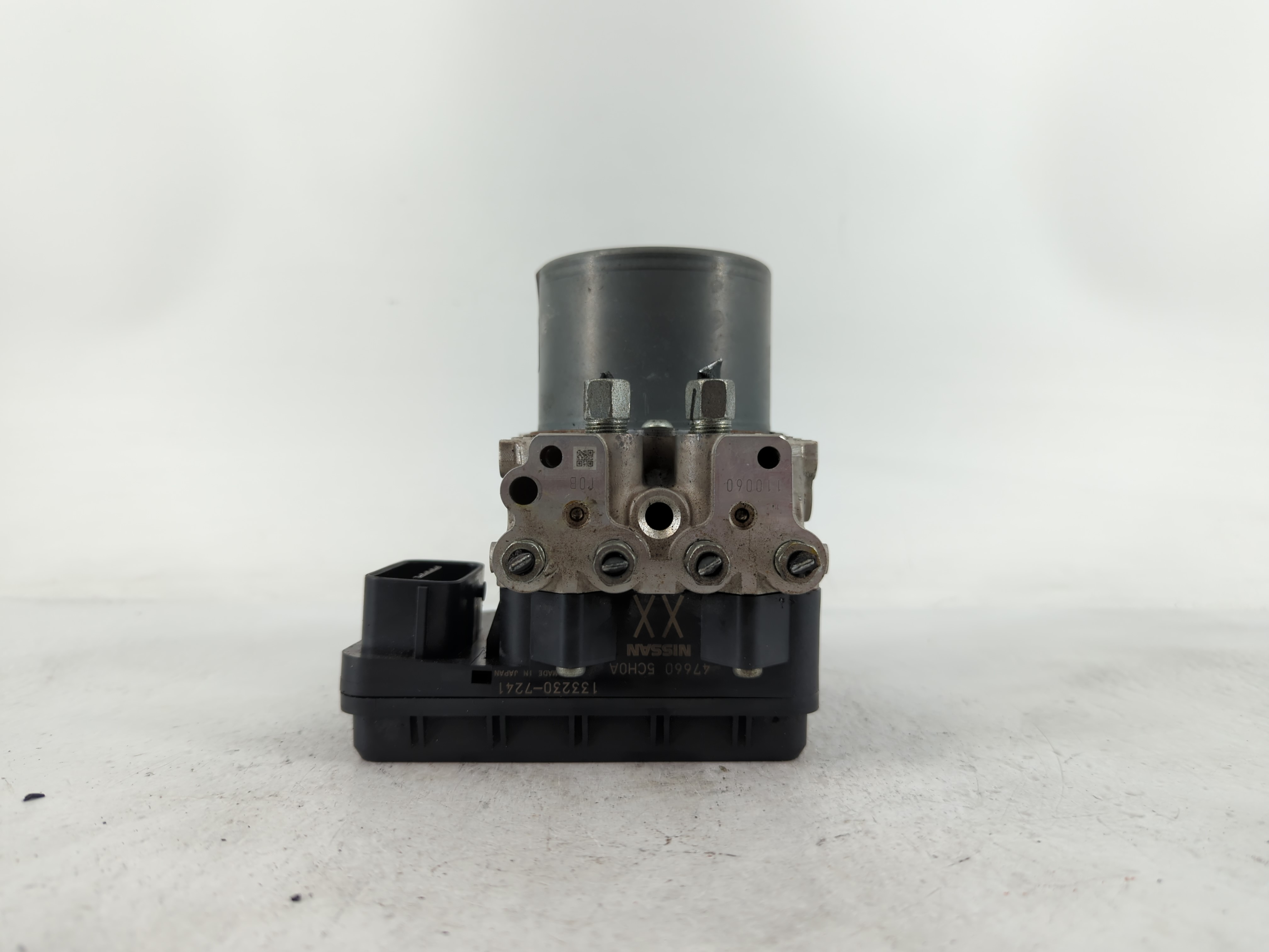 2018-2020 Infiniti Q60 Abs Pump Control Module 647610 - Oemusedautoparts1.com